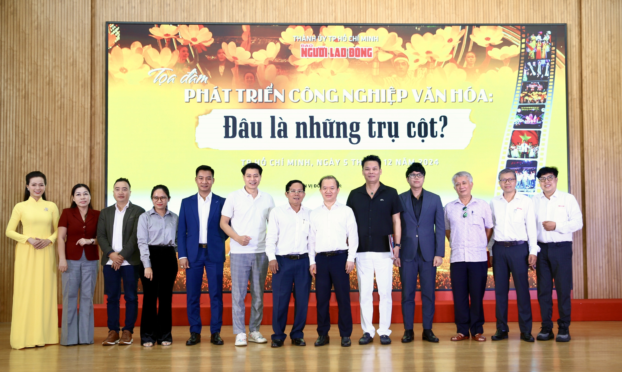 Tọa đ&agrave;m &ldquo;Ph&aacute;t triển C&ocirc;ng nghiệp văn h&oacute;a: Đ&acirc;u l&agrave; những trụ cột?&rdquo;: Đừng để lỡ thời cơ!- Ảnh 3.