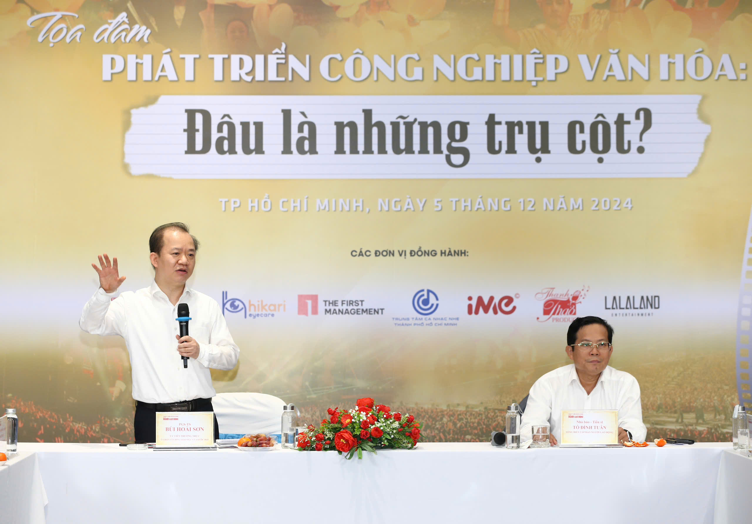 Tọa đ&agrave;m &ldquo;Ph&aacute;t triển C&ocirc;ng nghiệp văn h&oacute;a: Đ&acirc;u l&agrave; những trụ cột?&rdquo;: Đừng để lỡ thời cơ!- Ảnh 1.