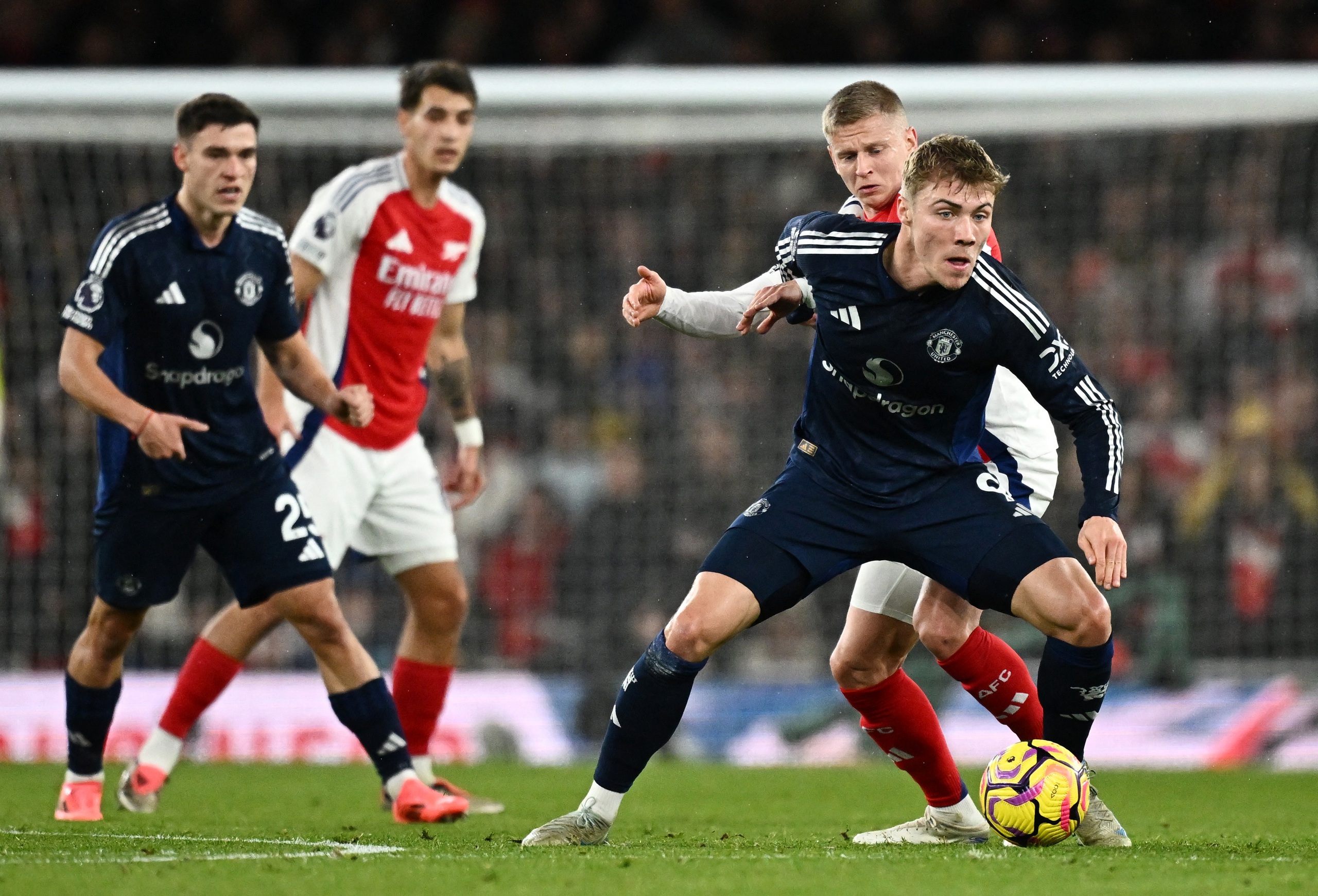 Ruben Amorim thua trận đầu ti&ecirc;n với Man United, Arsenal thăng hoa nhờ phạt g&oacute;c- Ảnh 1.