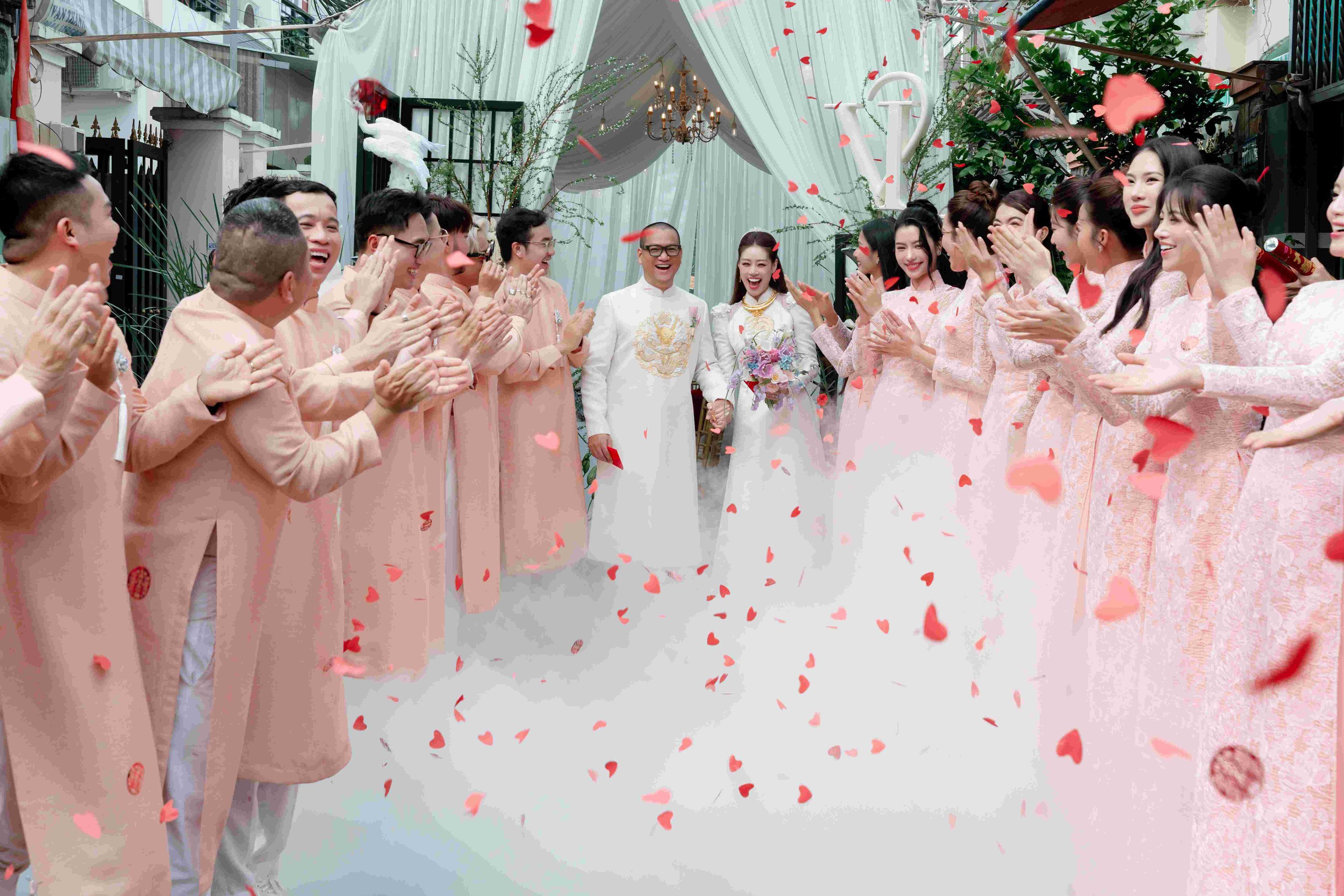 Lễ gia ti&ecirc;n đậm chất truyền thống của Hoa hậu Ho&agrave;n vũ Việt Nam Kh&aacute;nh V&acirc;n- Ảnh 3.