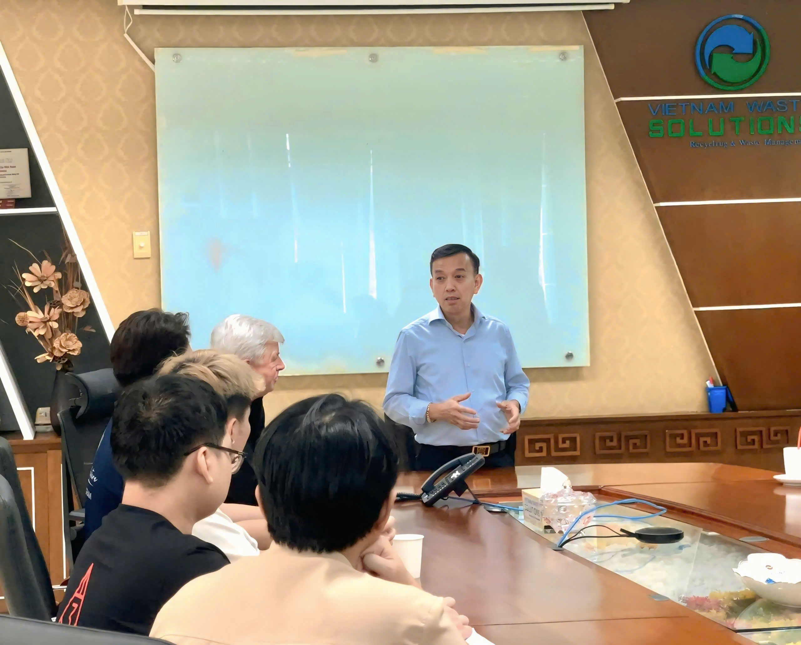 VWS chăm lo sức khỏe cho “nguồn vốn quý”- Ảnh 5.