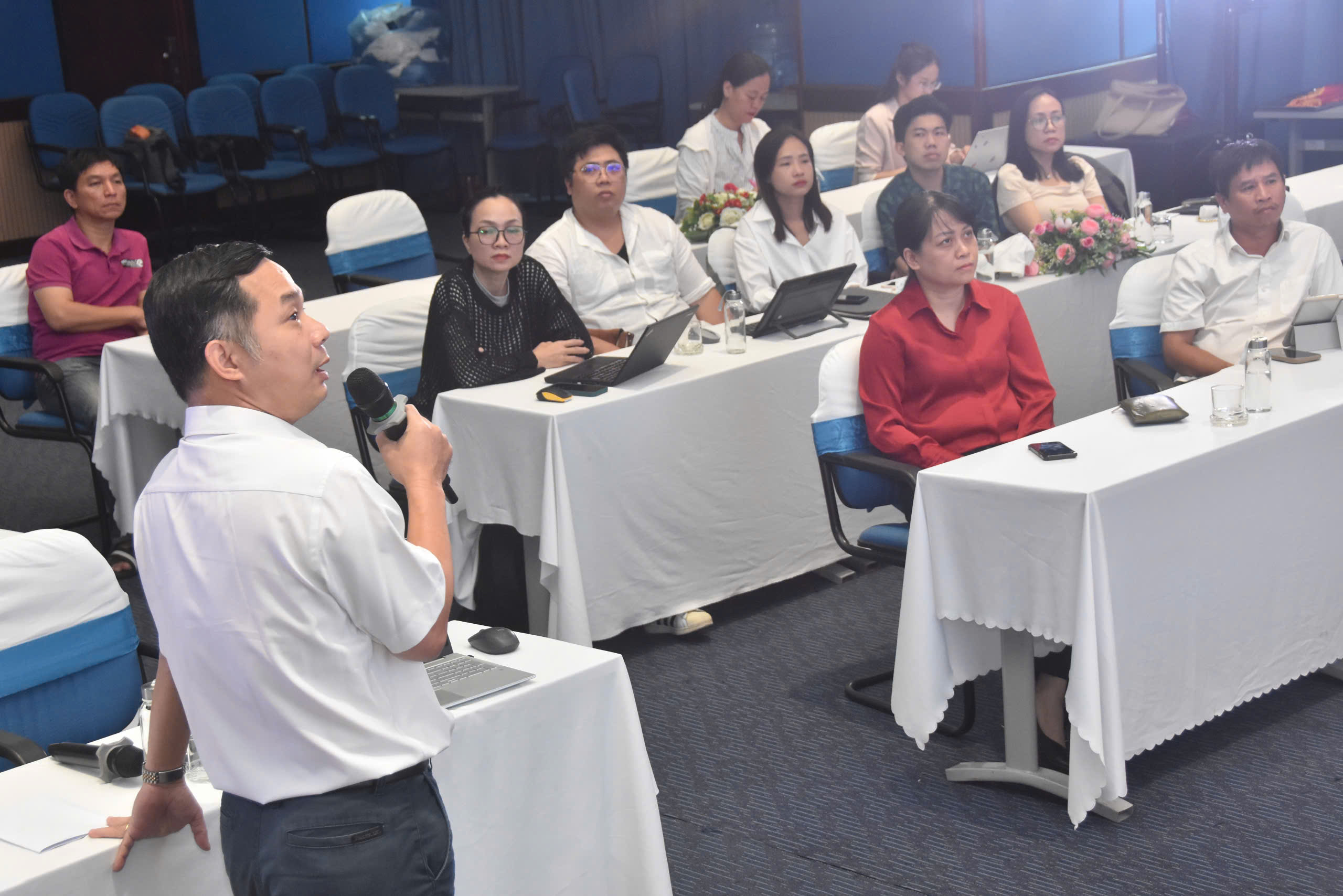 Trao đổi th&ocirc;ng tin, nghiệp vụ về bản quyền b&aacute;o ch&iacute; v&agrave; xu hướng b&aacute;o ch&iacute; số- Ảnh 7.