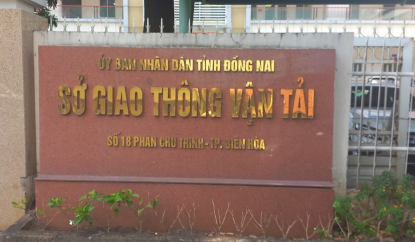 Bắt tạm giam Ph&oacute; Gi&aacute;m đốc Sở Giao th&ocirc;ng Vận tải tỉnh Đồng Nai- Ảnh 1.
