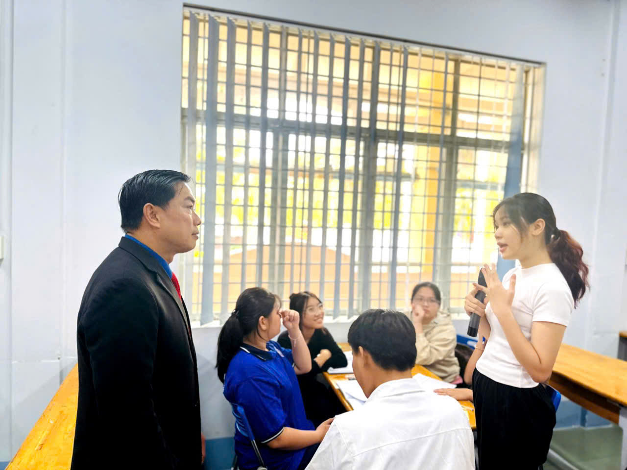 Diễn giả văn h&oacute;a Hồ Nhựt Quang: ch&igrave;a kh&oacute;a th&agrave;nh c&ocirc;ng từ kỹ năng thương lượng- Ảnh 2.