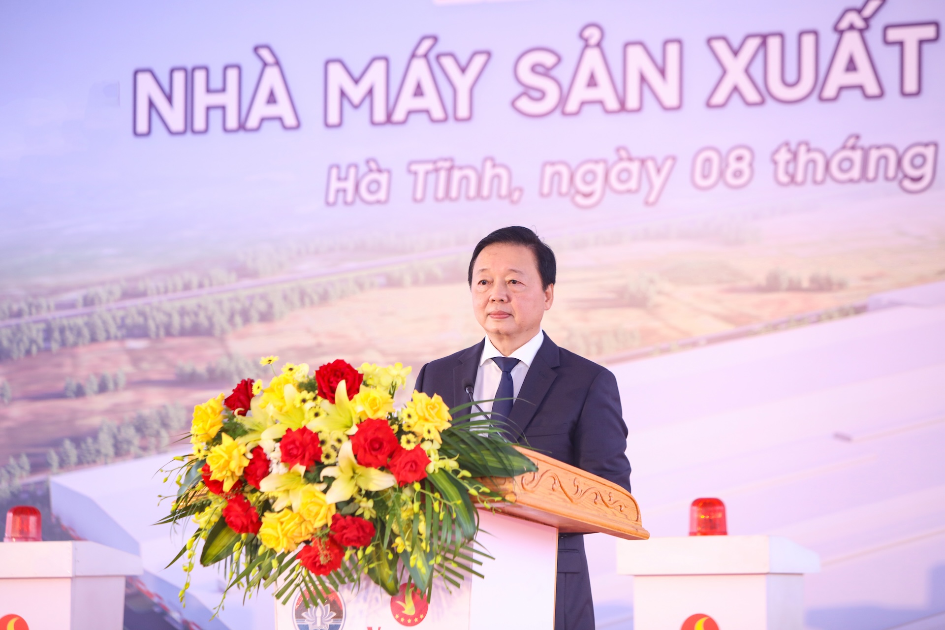 Khởi động dự án nhà máy sản xuất ô tô điện VinFast tại Hà Tĩnh- Ảnh 1.