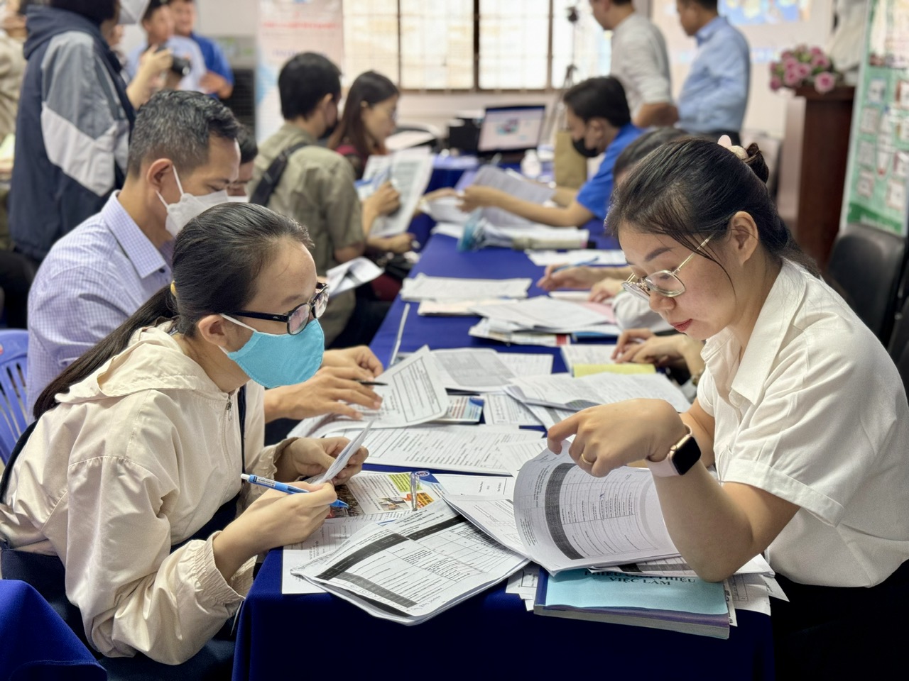 N&ecirc;n điều chỉnh thời gian hưởng bảo hiểm thất nghiệp- Ảnh 1.
