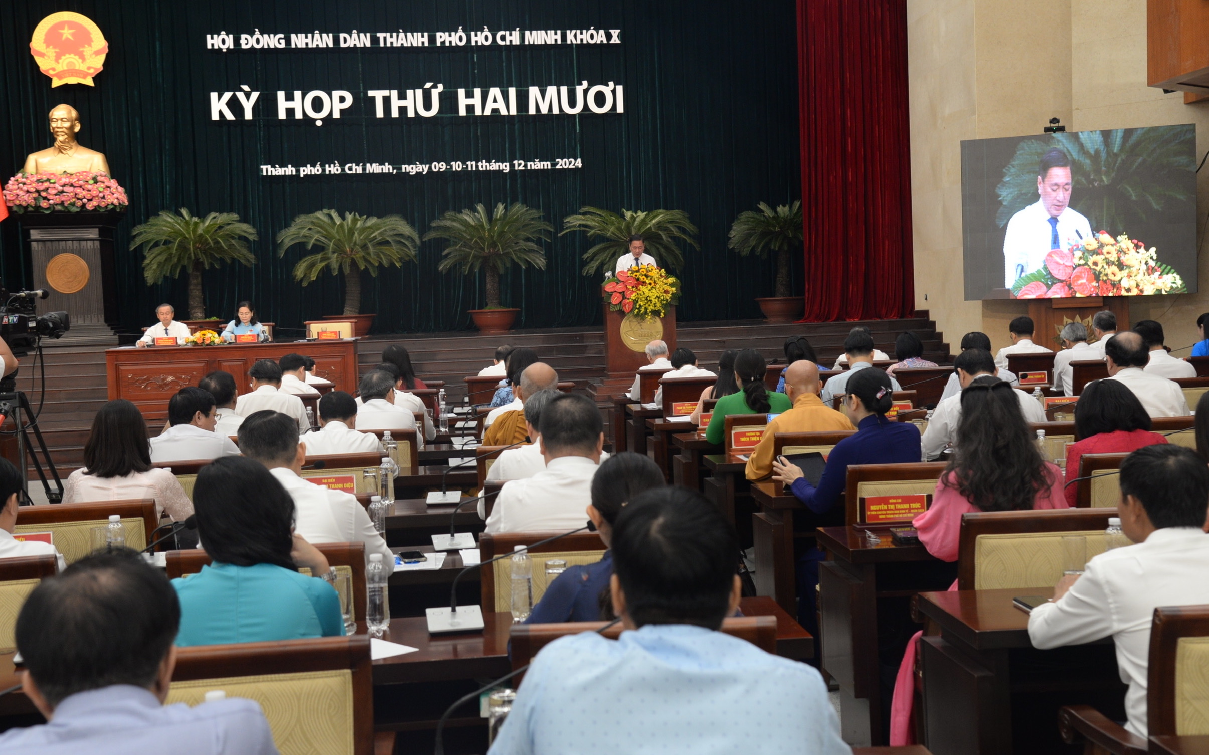 Bí thư Nguyễn Văn Nên gửi thông điệp đến cán bộ khi thực hiện tinh gọn bộ máy- Ảnh 2.