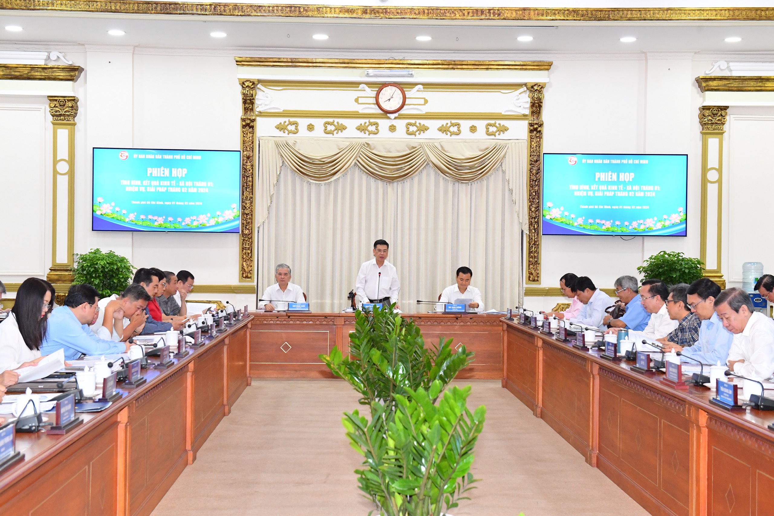 Danh sách 11 điểm bắn pháo hoa Tết Giáp Thìn ở TP HCM- Ảnh 1.