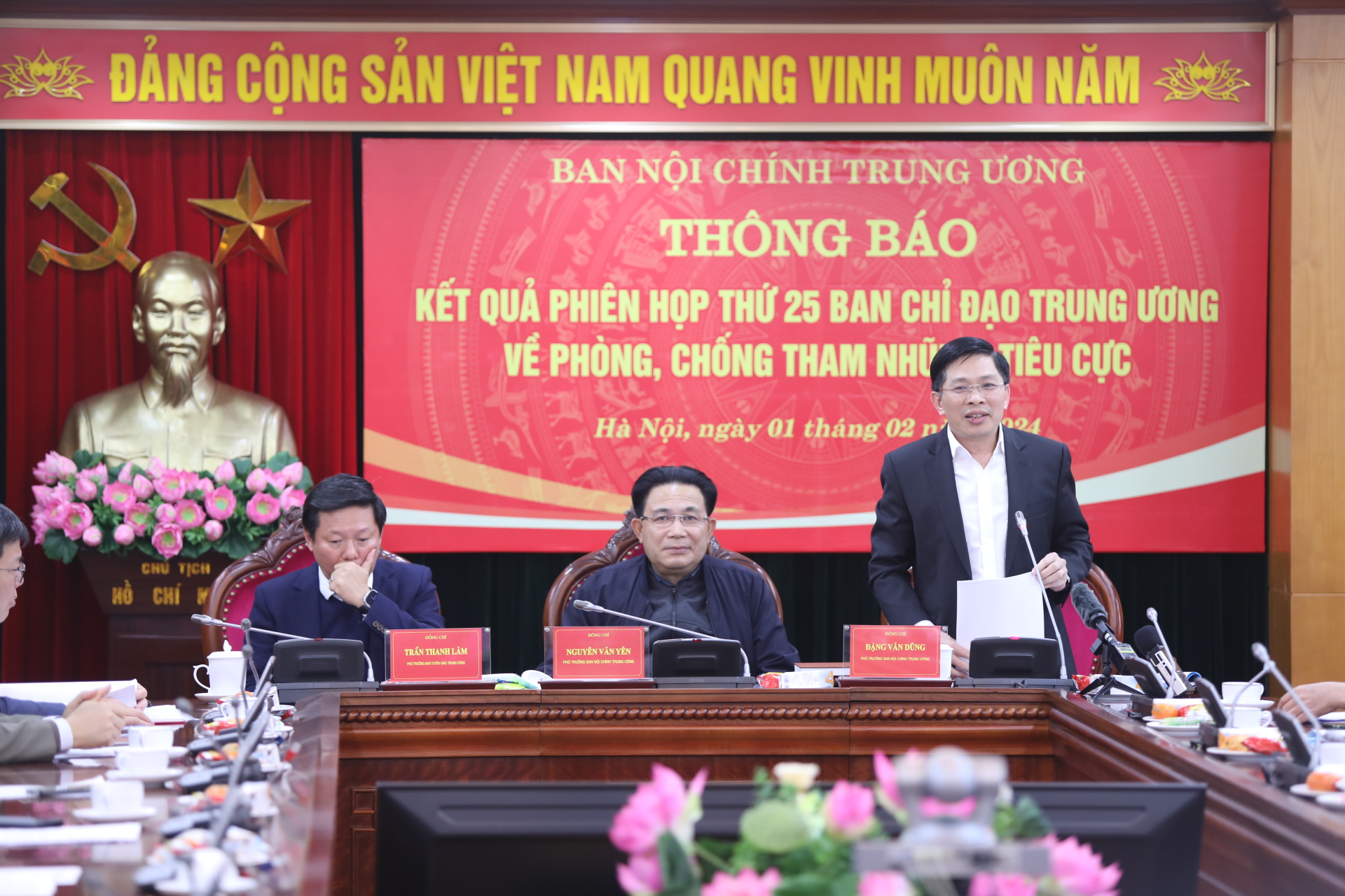 Ban Chỉ đạo Trung ương về ph&ograve;ng, chống tham nhũng, ti&ecirc;u cực bổ sung 2 đại &aacute;n- Ảnh 2.