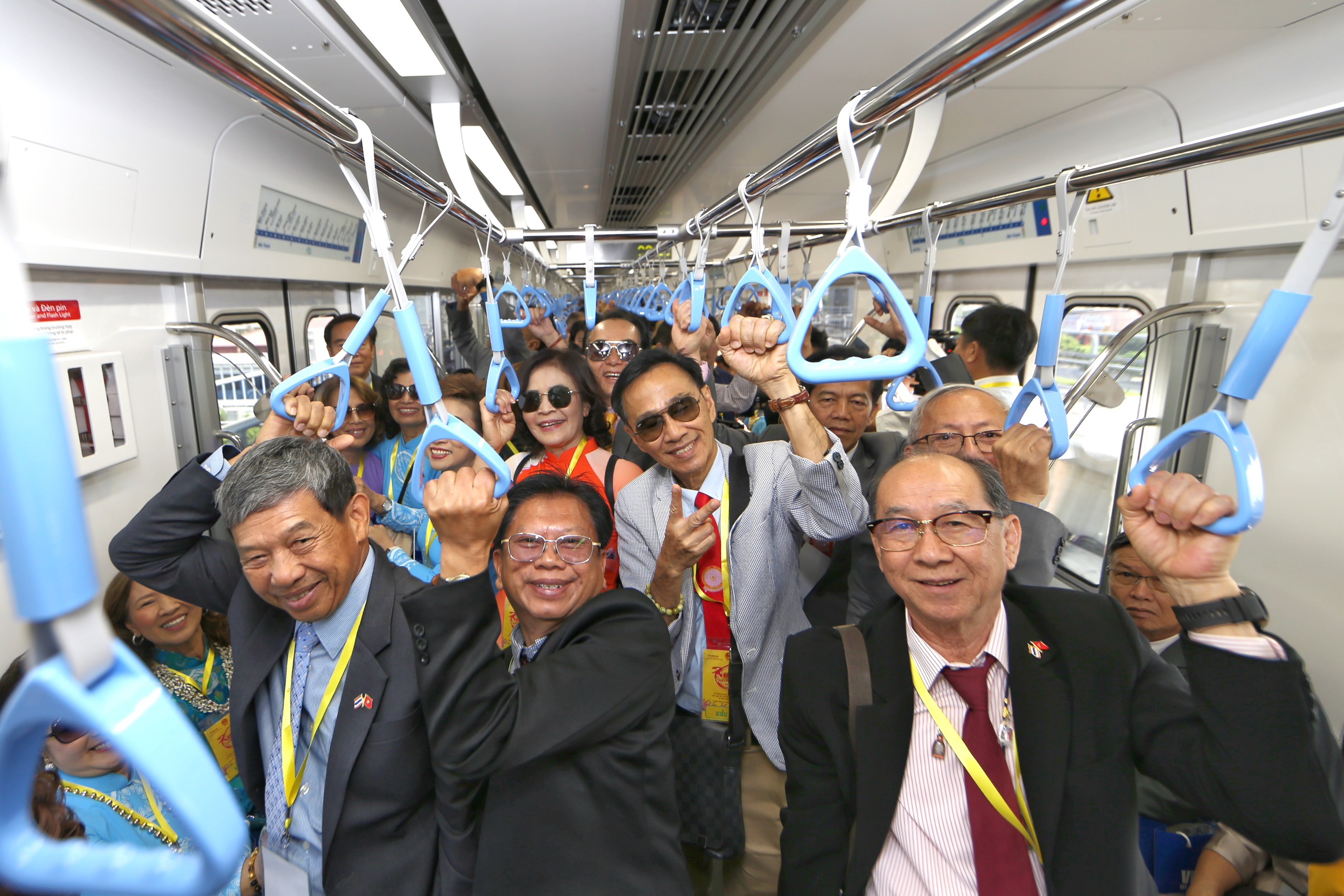 Kiều bào xúc động khi ngắm TP HCM từ tuyến metro số 1- Ảnh 2.