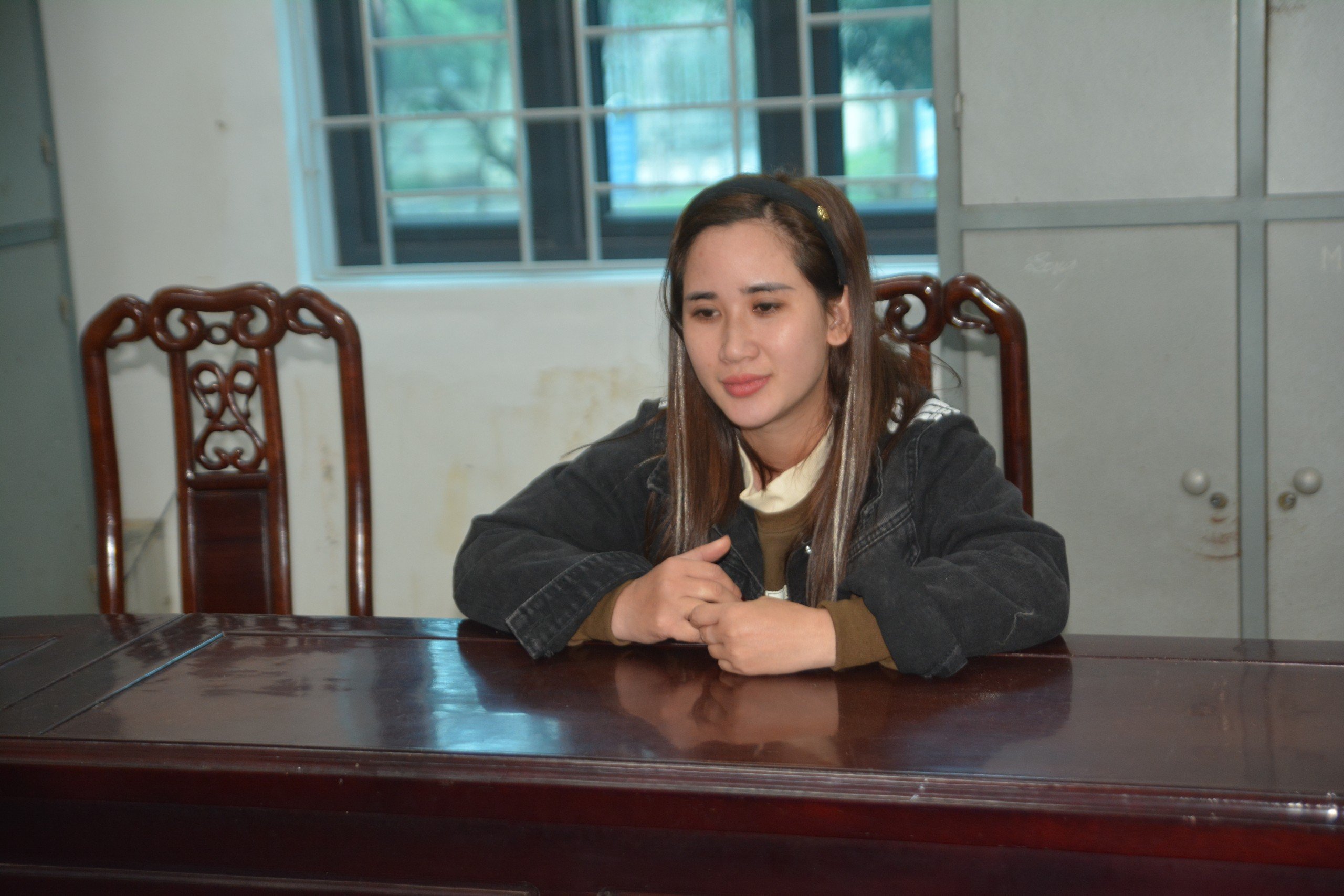 &ldquo;Hot girl&rdquo; đi ăn trộm- Ảnh 1.