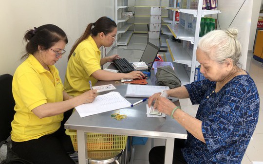 Hơn 3.700 người chưa nhận lương hưu, trợ cấp BHXH tháng 1 và 2-2024