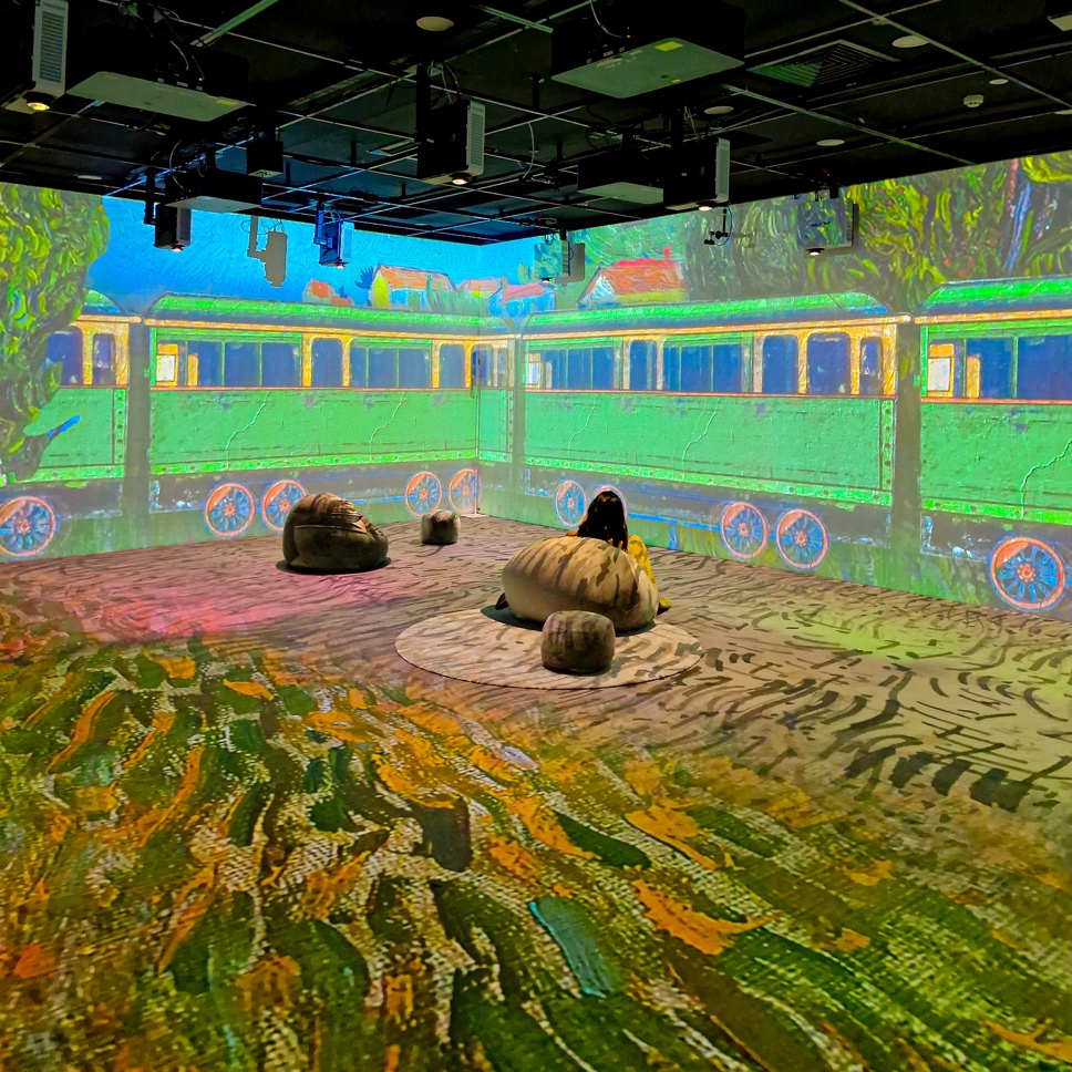 Triển l&atilde;m Van Gogh h&eacute; lộ bất ngờ mới l&agrave;m cộng đồng mạng &ldquo;đứng ngồi kh&ocirc;ng y&ecirc;n&rdquo;- Ảnh 3.