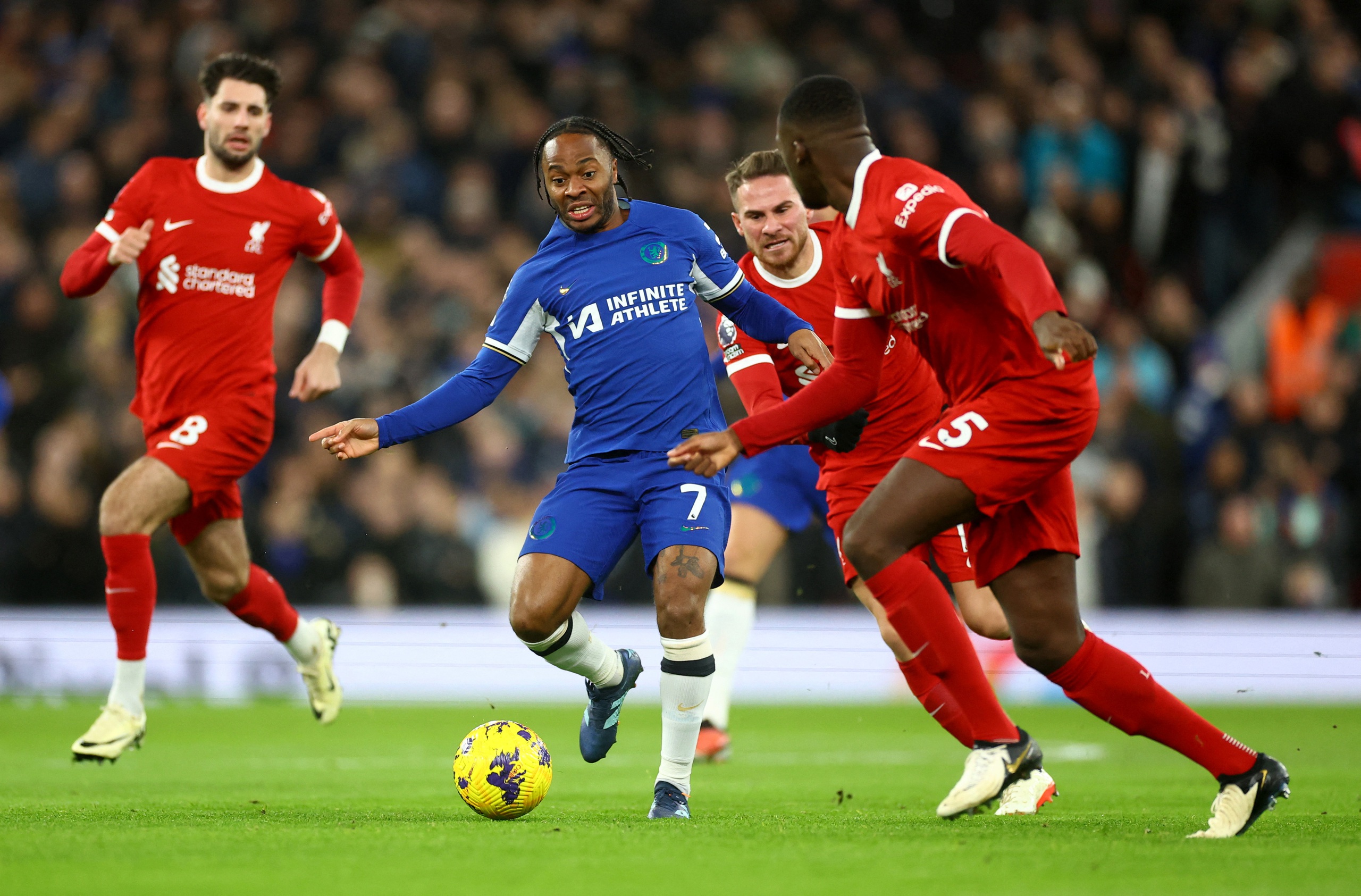 Liverpool "nghiền n&aacute;t" Chelsea với 2 kỷ lục- Ảnh 1.