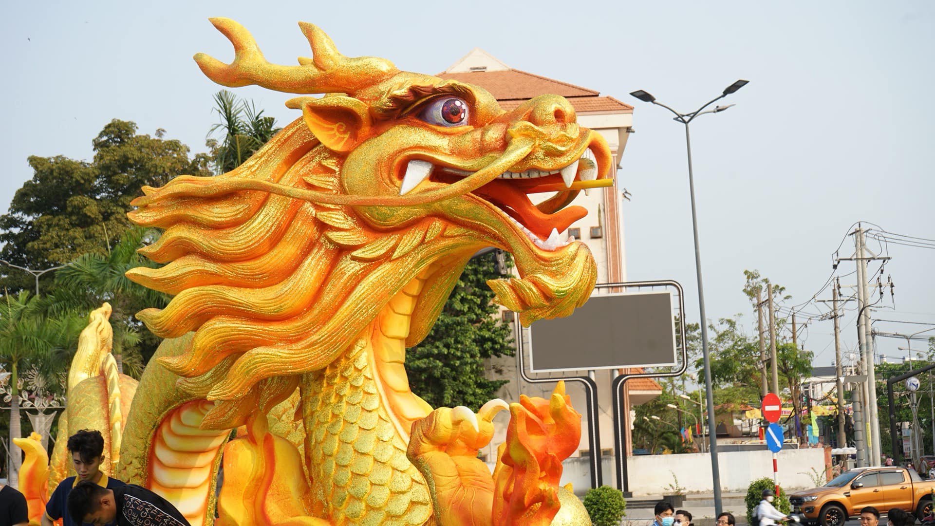 Chủ nh&acirc;n rồng B&igrave;nh Dương: Vui v&agrave; hạnh ph&uacute;c khi đứng đầu b&igrave;nh chọn của B&aacute;o Người Lao Động- Ảnh 2.