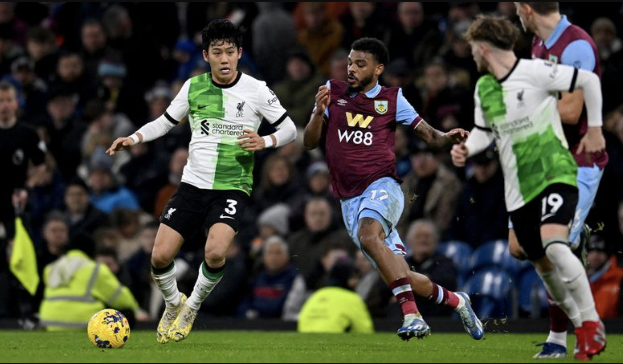 Ngoại hạng Anh: Man City đua đầu bảng, Liverpool không dễ nhường ngôi- Ảnh 4.