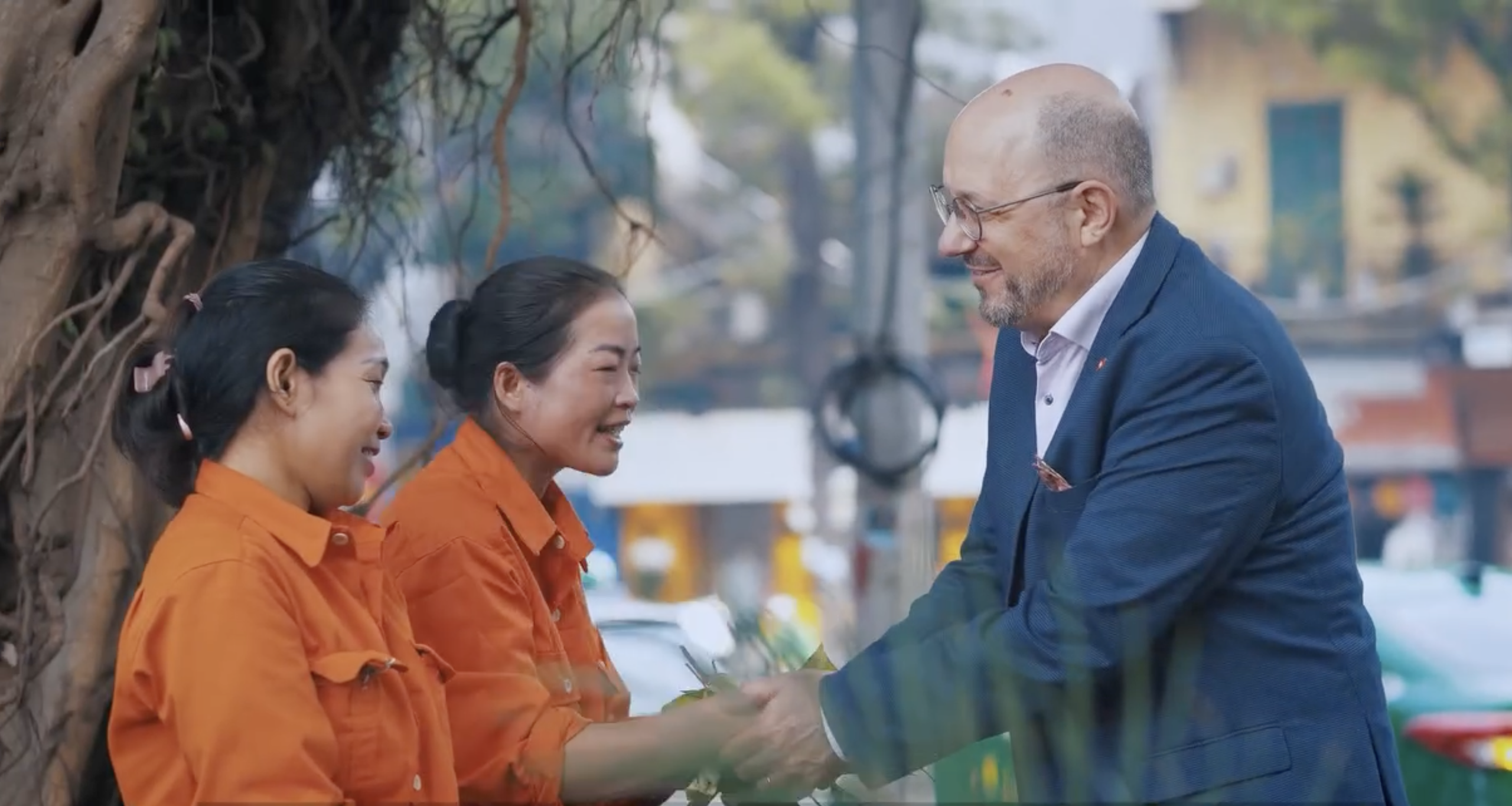 Video: Th&ocirc;ng điệp đầu xu&acirc;n đặc biệt từ c&aacute;c Đại sứ- Ảnh 1.