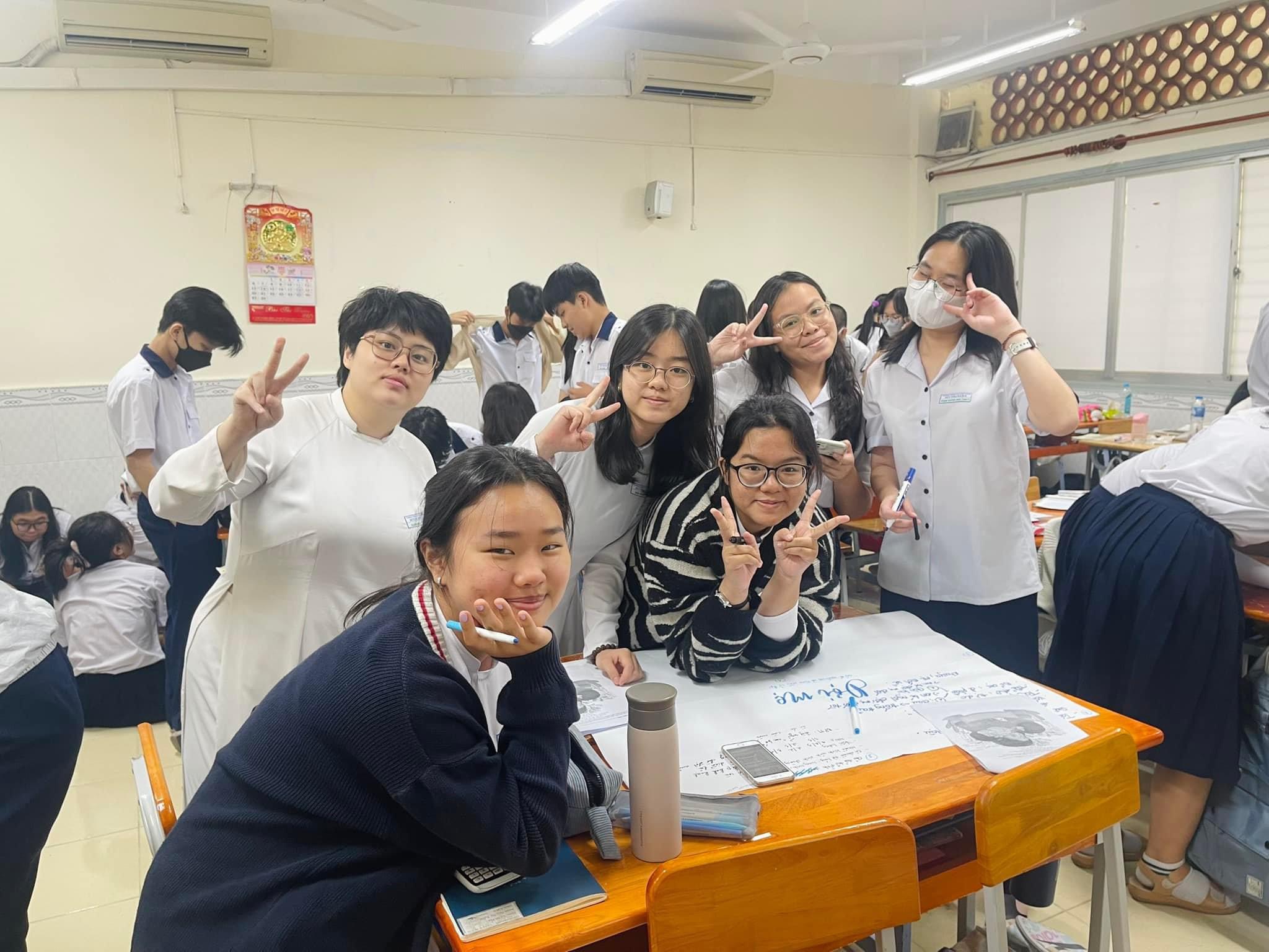 Thầy giáo Gen Z chia sẻ bí quyết “ăn Tết không quên bài”- Ảnh 1.