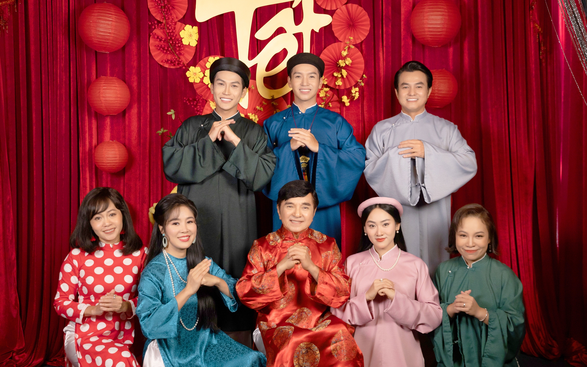 Phim "Sáng đèn" dời lịch chiếu, "Mai" của Trấn Thành lập kỷ lục