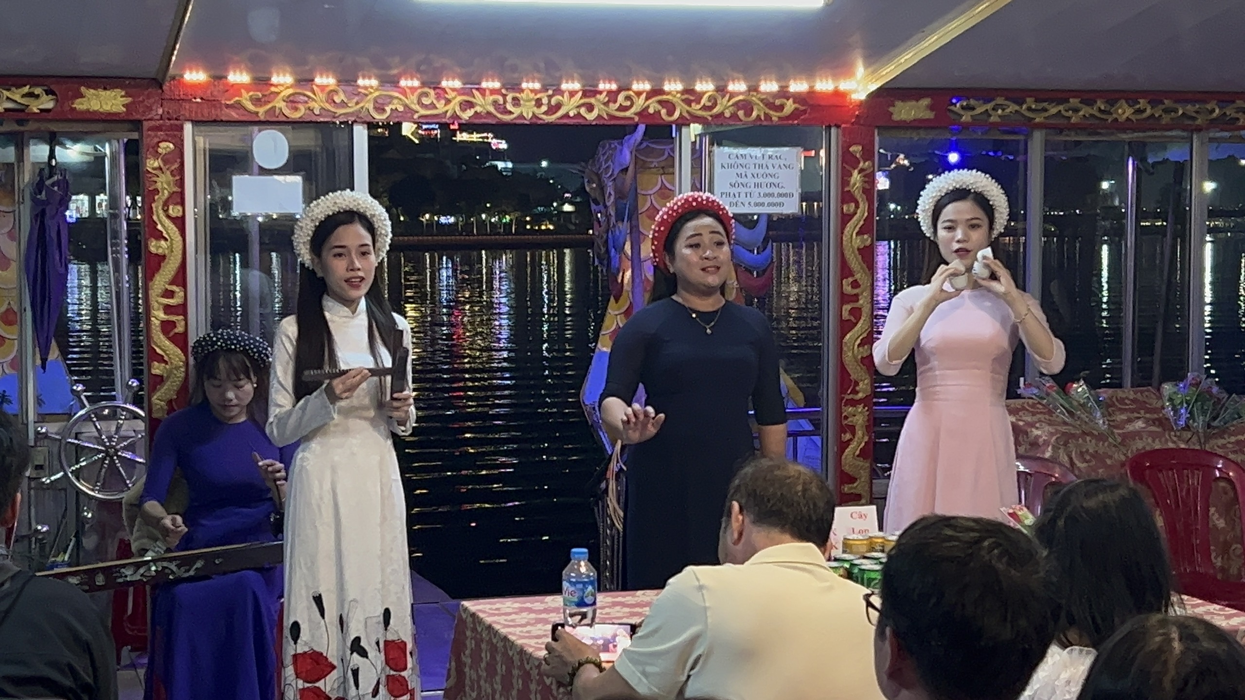 Trăm năm ca Huế vẫn còn- Ảnh 5.