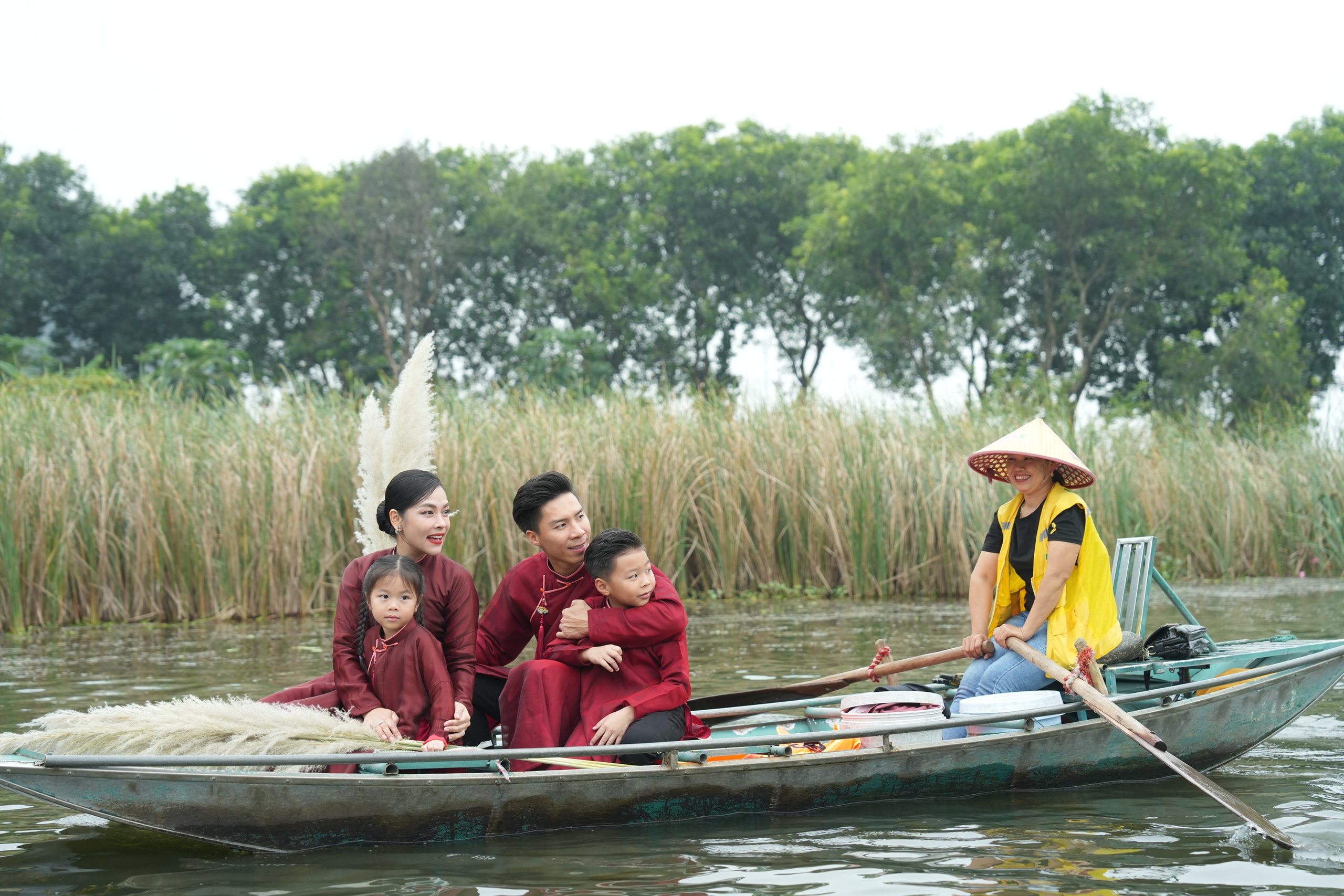 O Sen Ngọc Mai mong "2024 hiểu lầm được h&oacute;a giải"- Ảnh 3.
