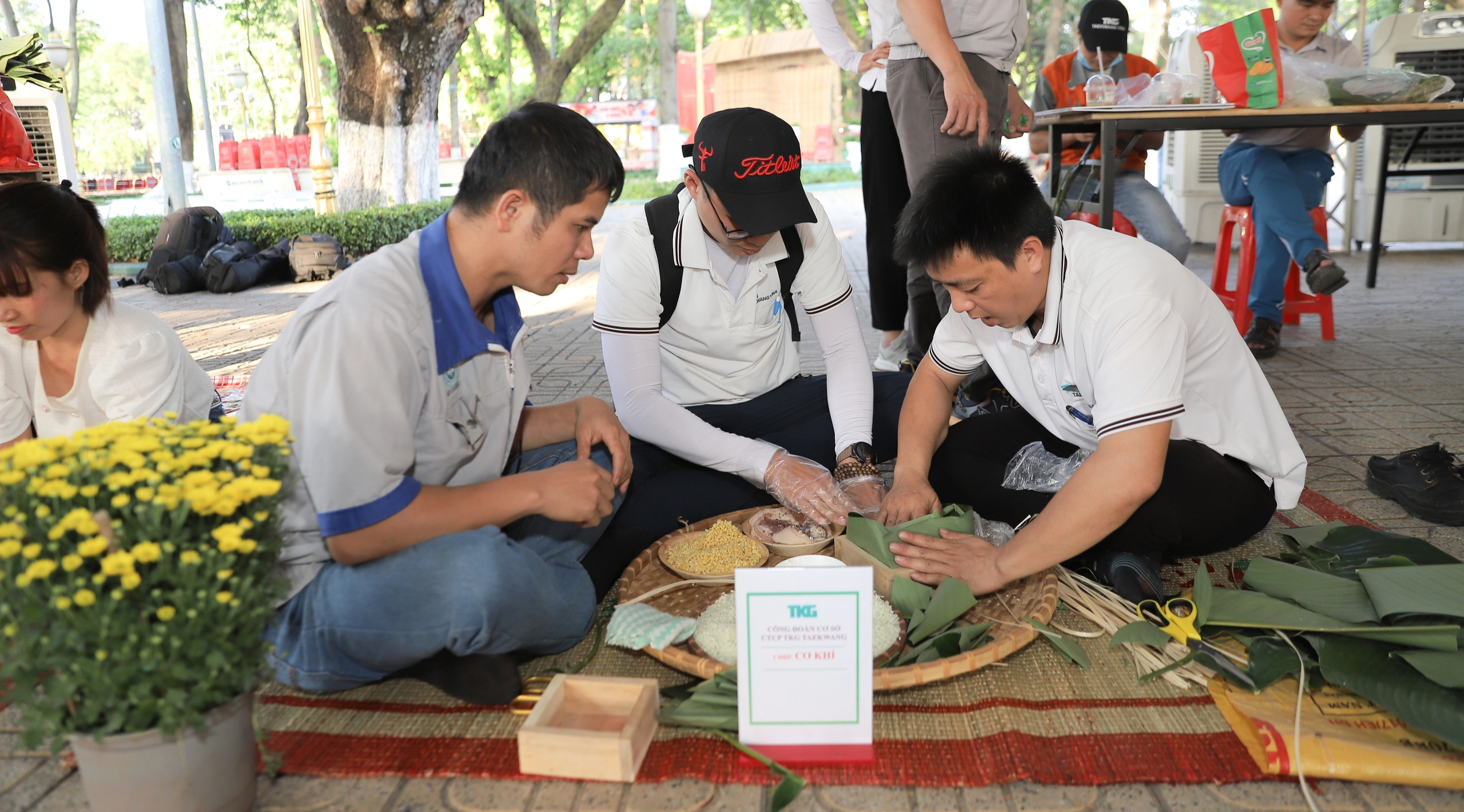 Tận tụy lo Tết cho công nhân- Ảnh 5.