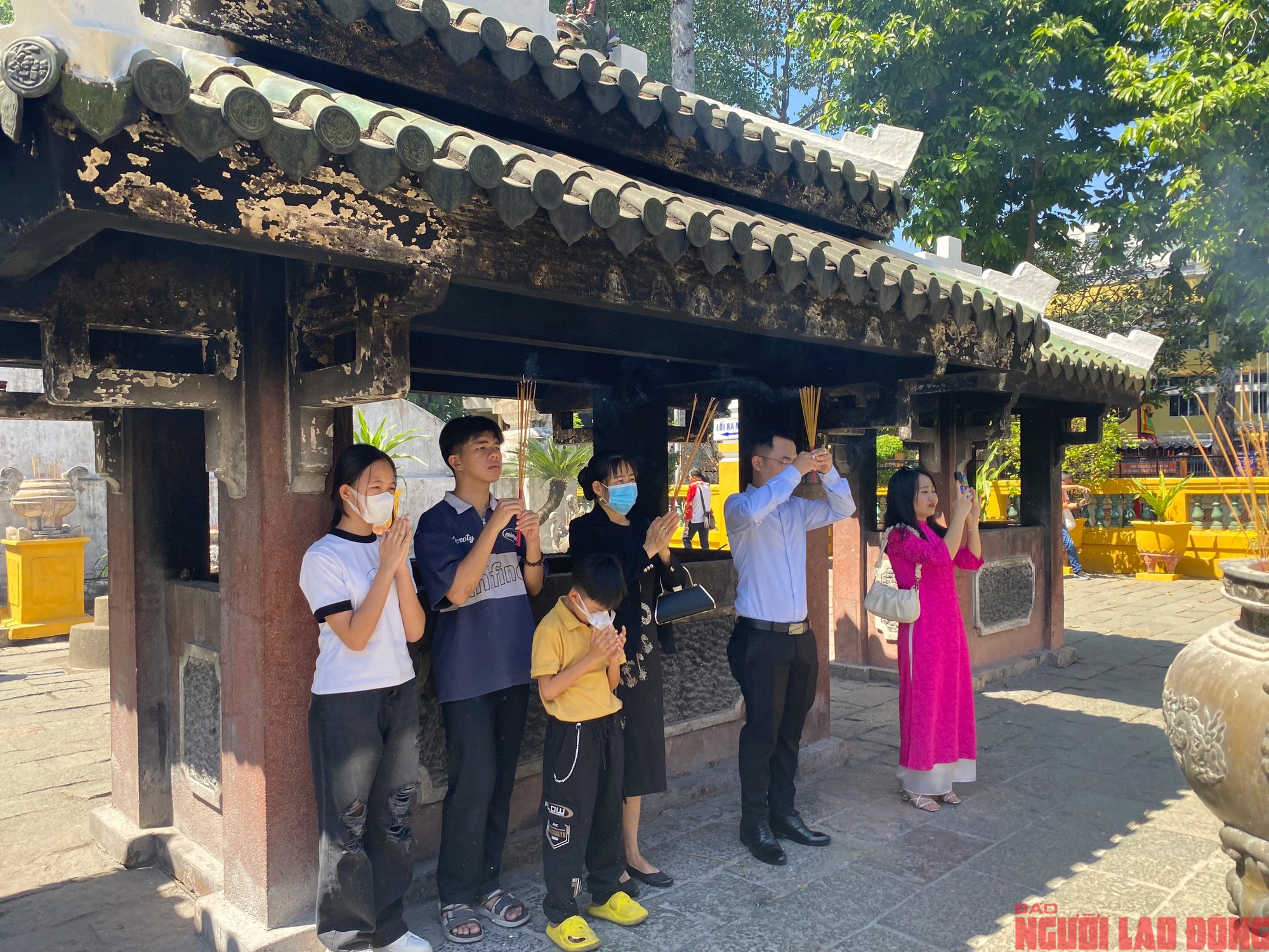 Hương sắc mùa Xuân ở cõi thiêng giữa lòng TP HCM- Ảnh 5.