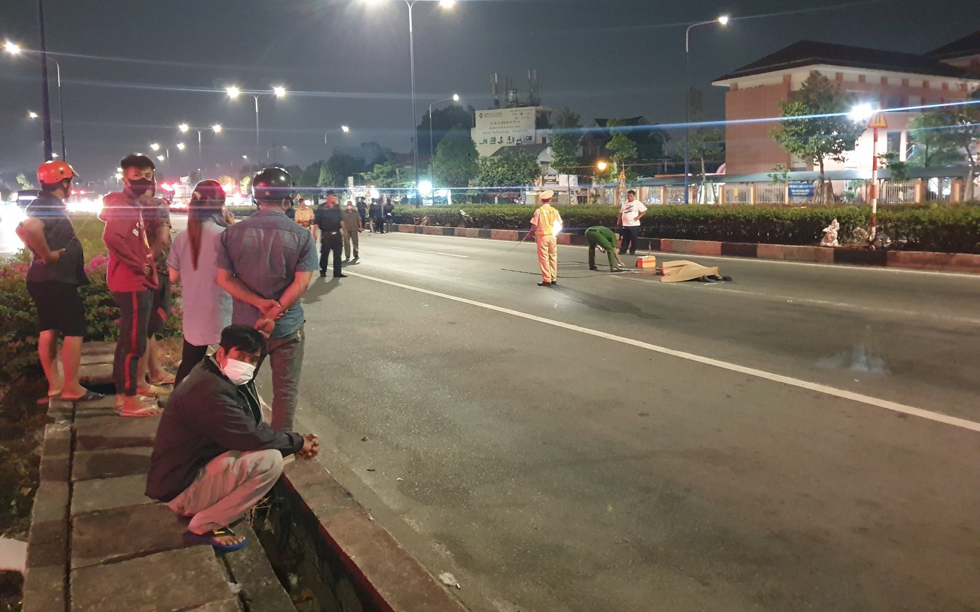 Bình Dương: Người nhập viện vì tai nạn giao thông và pháo hoa nổ tăng cao
