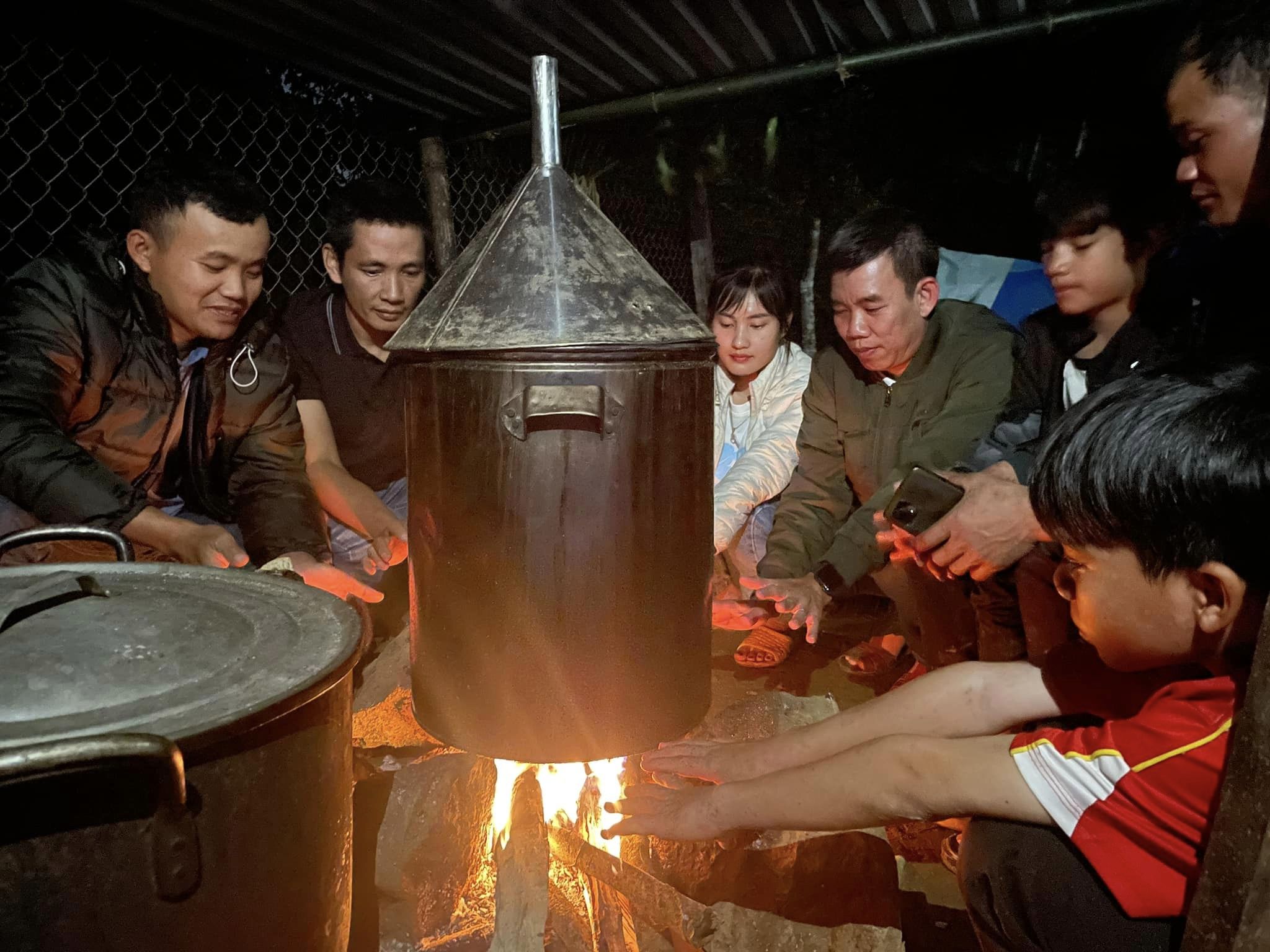 Nguyễn B&igrave;nh Nam &ndash; người đem nụ cười l&ecirc;n n&uacute;i!- Ảnh 24.