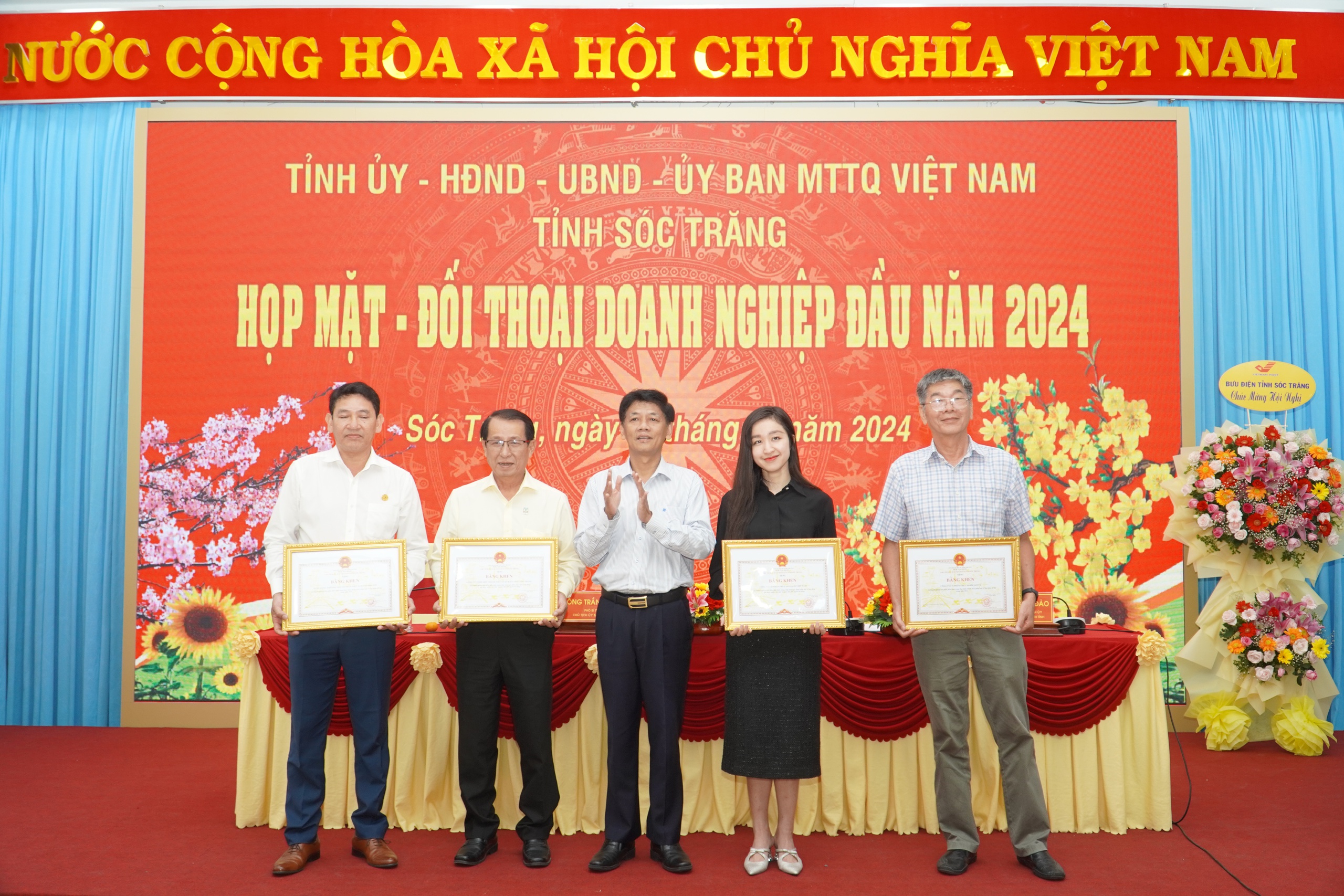 Lời ph&aacute;t biểu ch&acirc;n th&agrave;nh của l&atilde;nh đạo tỉnh S&oacute;c Trăng - Ảnh 5.