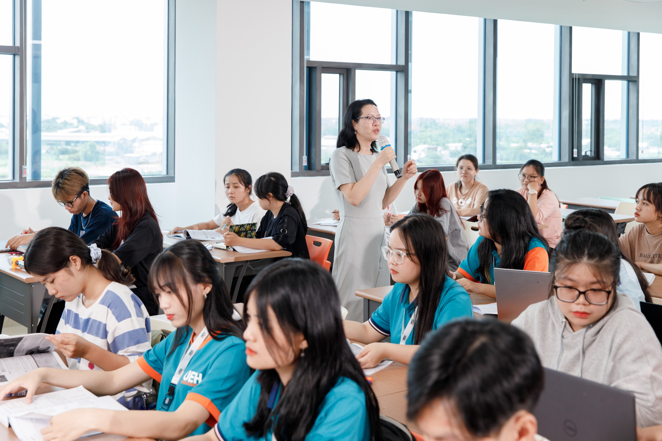 ĐH Kinh tế TP HCM mở 2 chương tr&igrave;nh đ&agrave;o tạo mới- Ảnh 1.