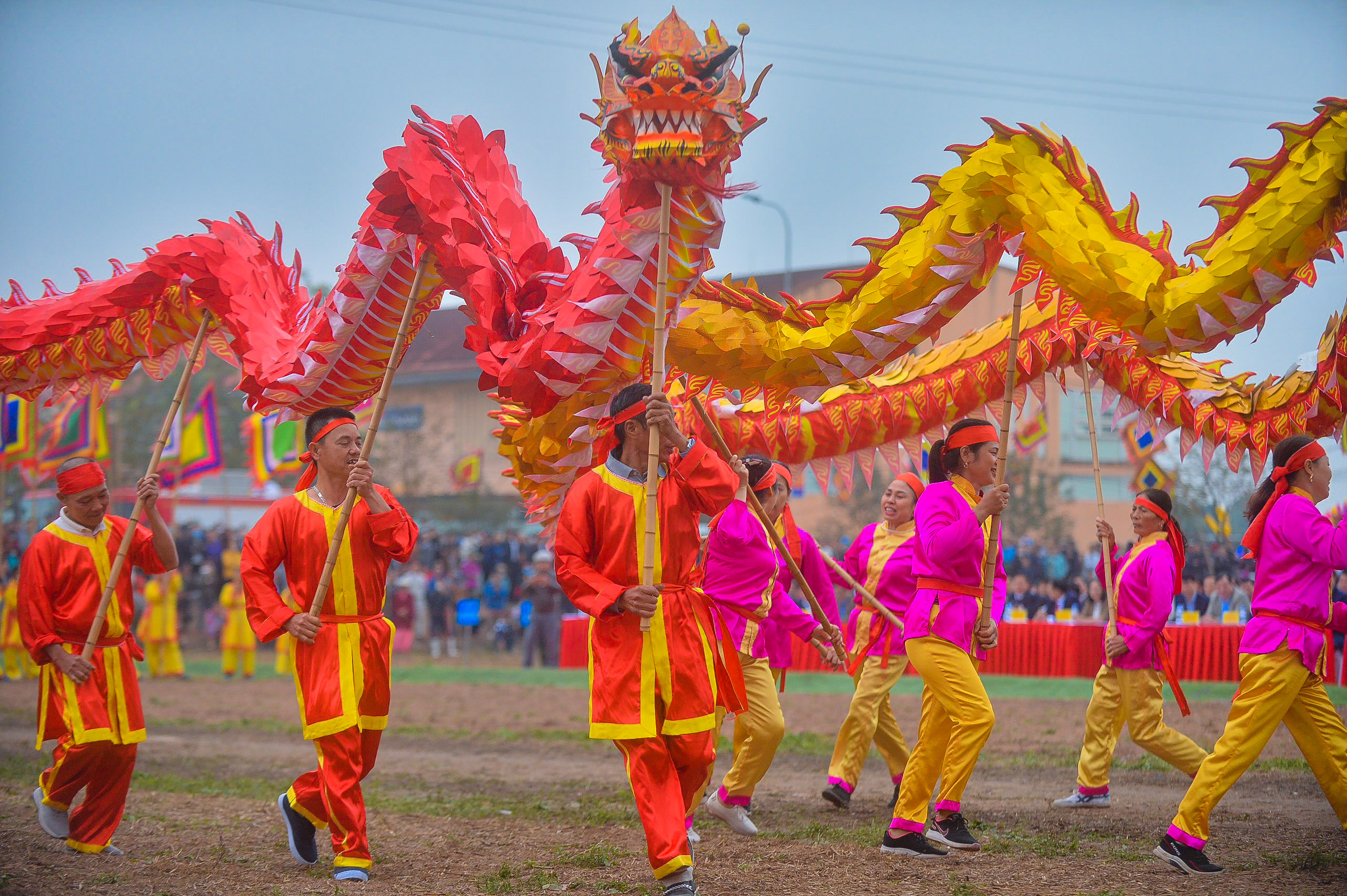 Người dân hân hoan ngày khai hội Tịch Điền Đọi Sơn Xuân Giáp Thìn- Ảnh 4.