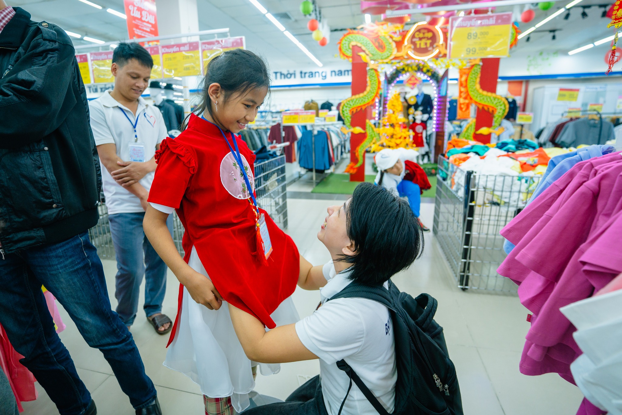 Nguyễn B&igrave;nh Nam &ndash; người đem nụ cười l&ecirc;n n&uacute;i!- Ảnh 42.