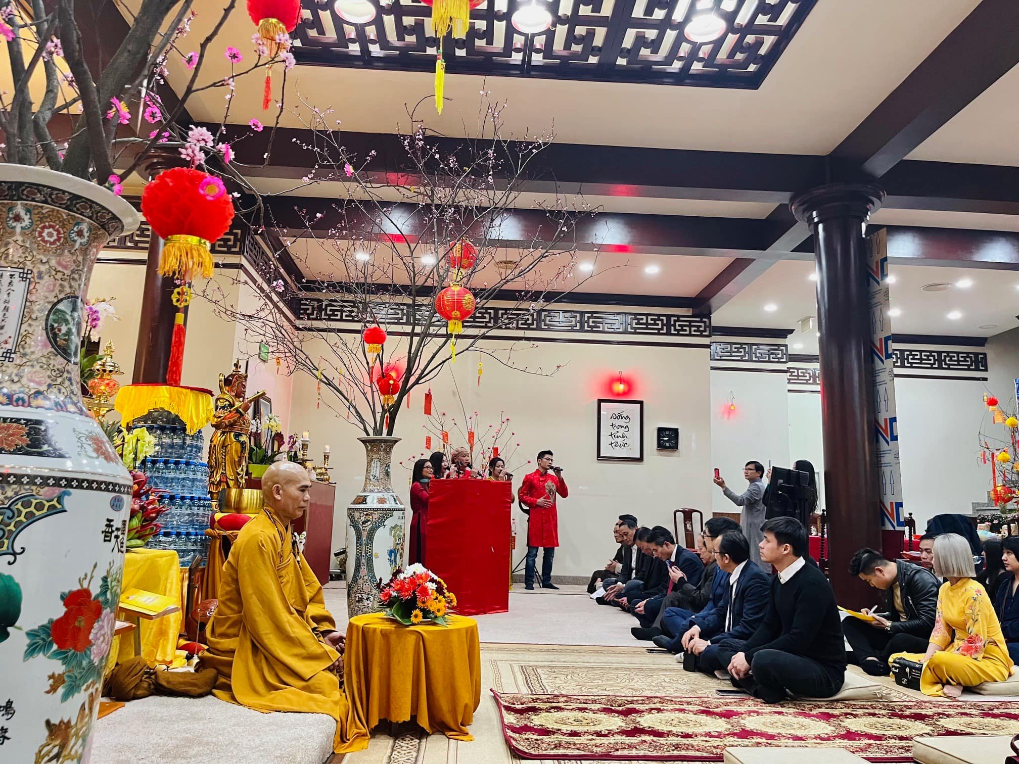 Lan toả vẻ đẹp văn hoá Việt Nam ở nước ngoài- Ảnh 1.