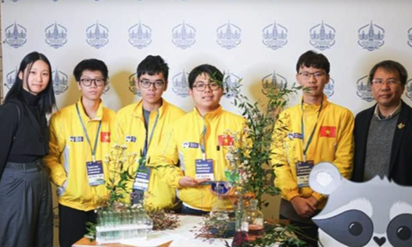 Vinh danh em L&ecirc; Minh Đức, huy chương v&agrave;ng Olympic Dự &aacute;n Ho&aacute; học quốc tế- Ảnh 2.