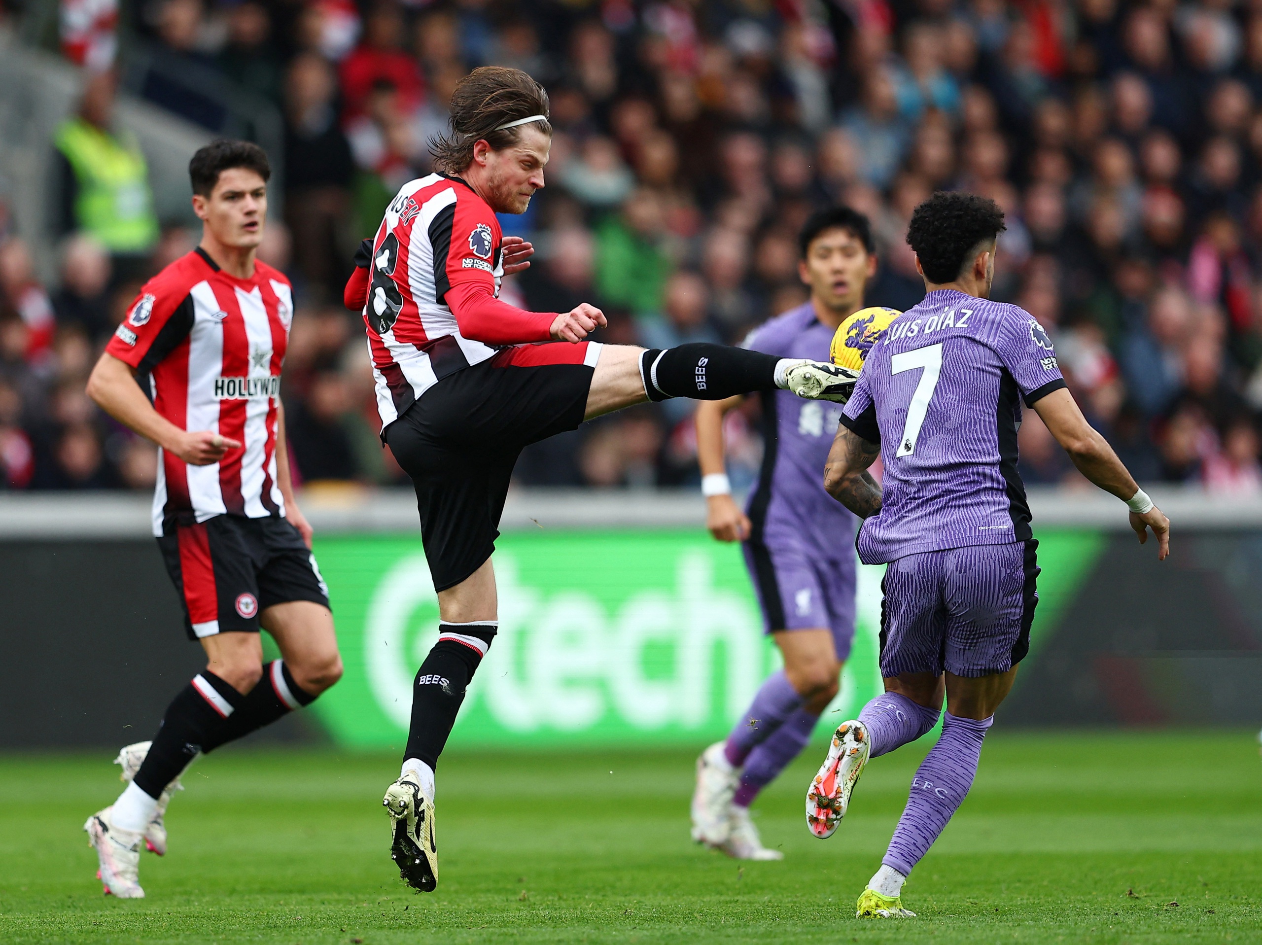 Salah t&aacute;i xuất, Liverpool thắng Brentford giữ vững ng&ocirc;i đầu Ngoại hạng Anh- Ảnh 1.