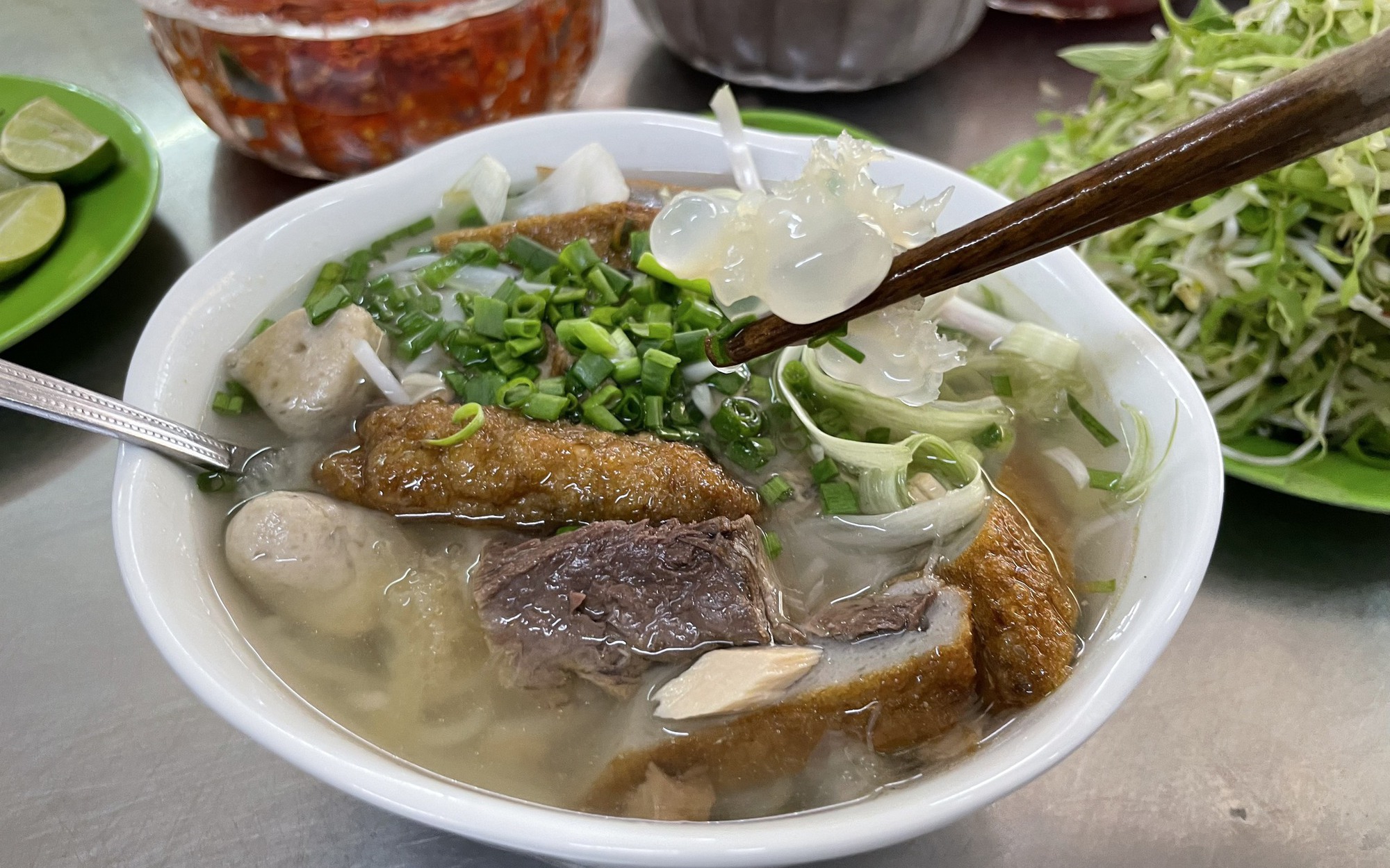 Ghiền bún cá sứa Nha Trang