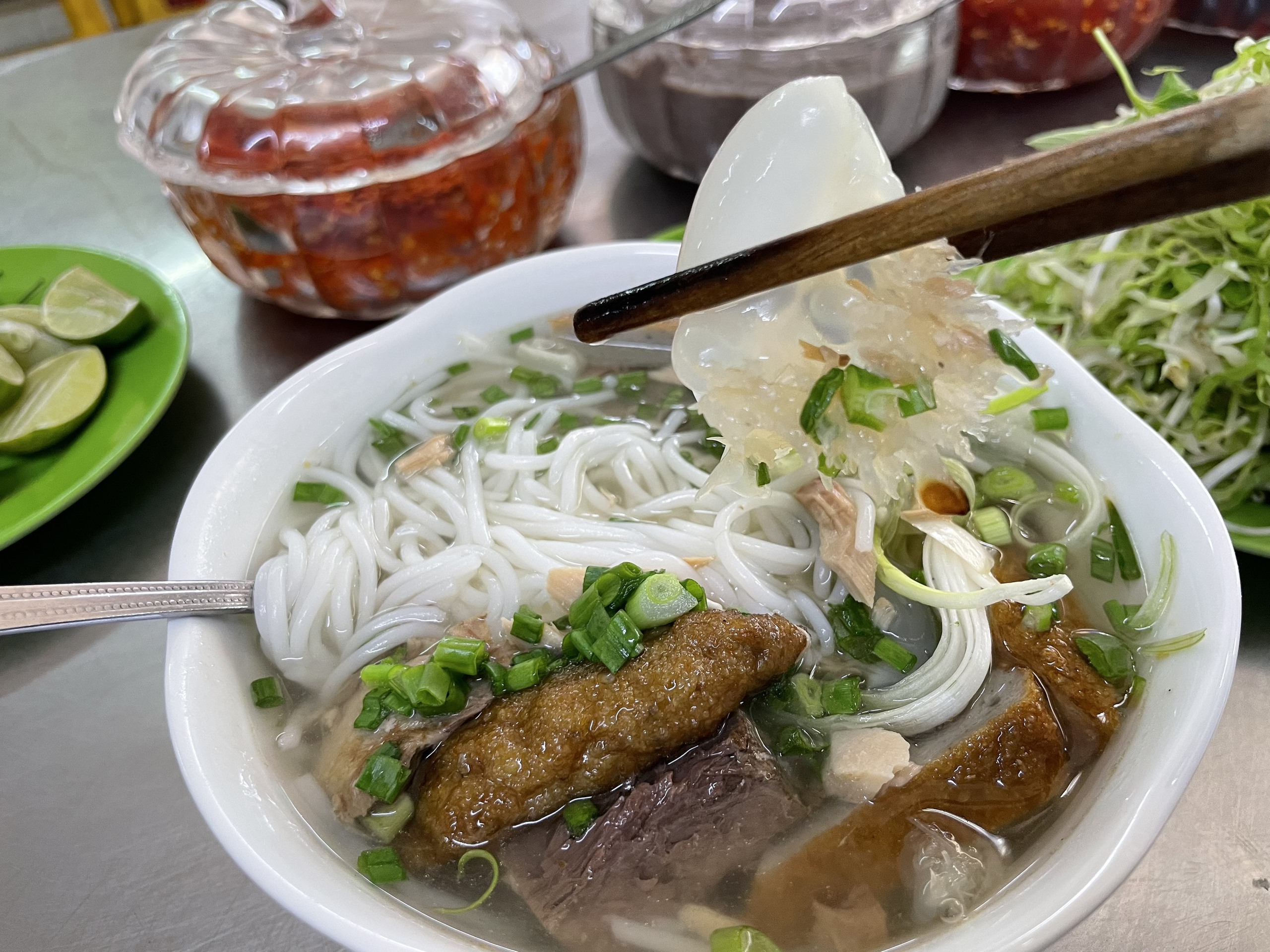 Ghiền bún cá sứa Nha Trang- Ảnh 2.