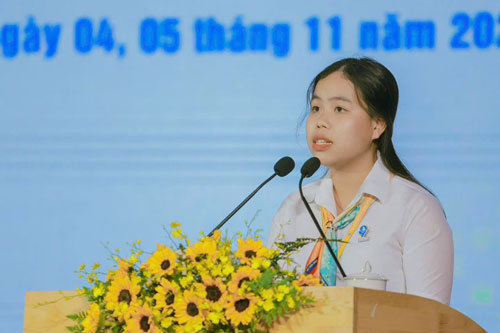 Sinh vi&ecirc;n MAI HẢI YẾN