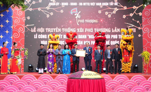 Nghề làm xôi Phú Thượng trở thành Di sản văn hóa phi vật thể Quốc gia- Ảnh 1.