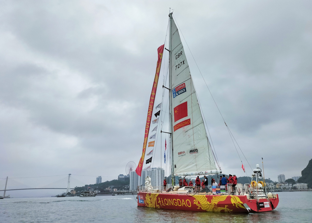Đội Việt Nam về thứ 5 tại Giải đua thuyền buồm Clipper Race- Ảnh 2.