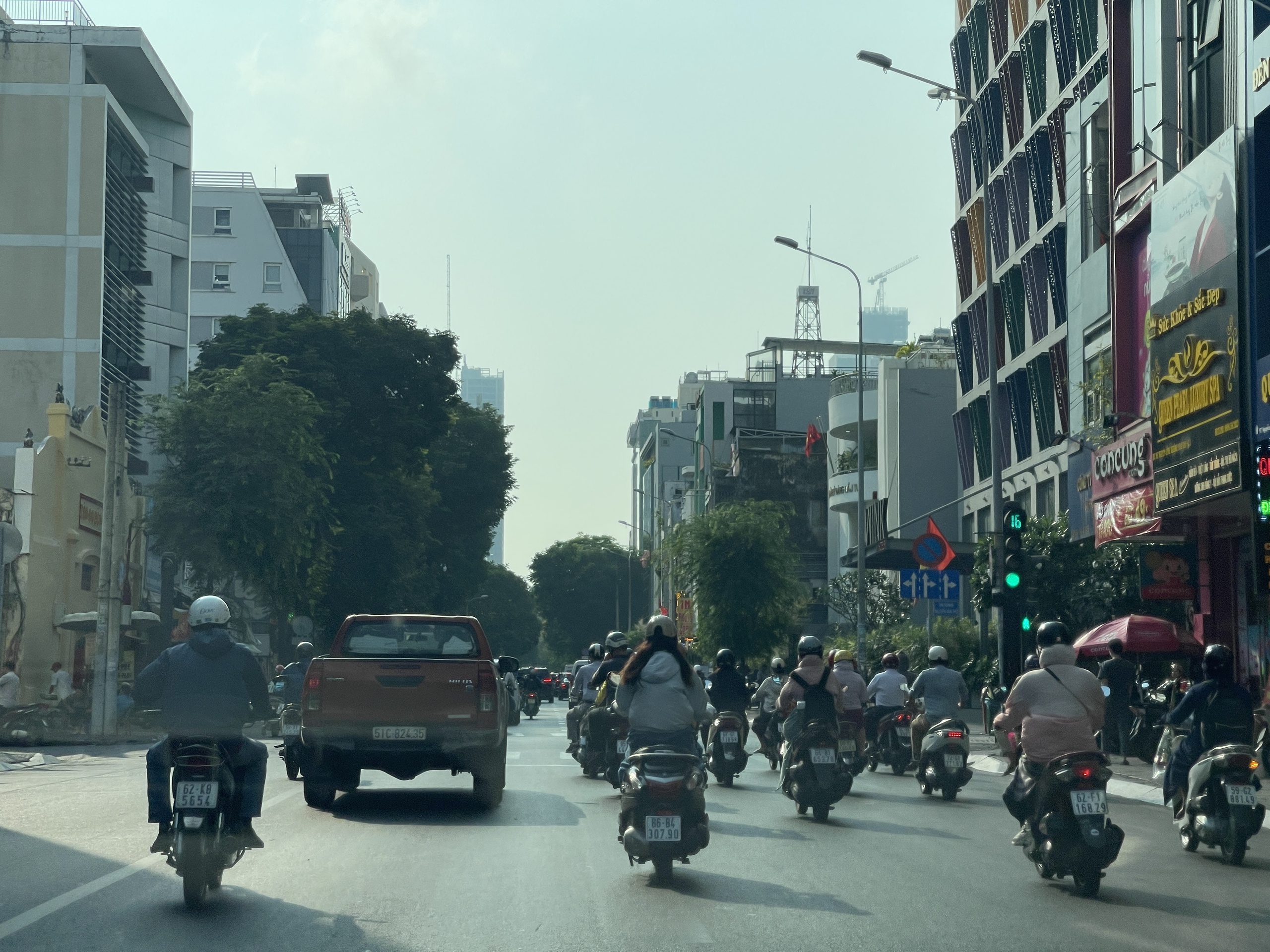 CLIP: Hình ảnh giao thông TP HCM sáng 19-2- Ảnh 10.