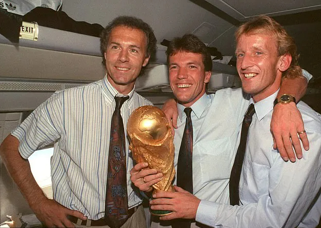 Andreas Brehme - Người h&ugrave;ng trận chung kết World Cup 1990 qua đời- Ảnh 1.
