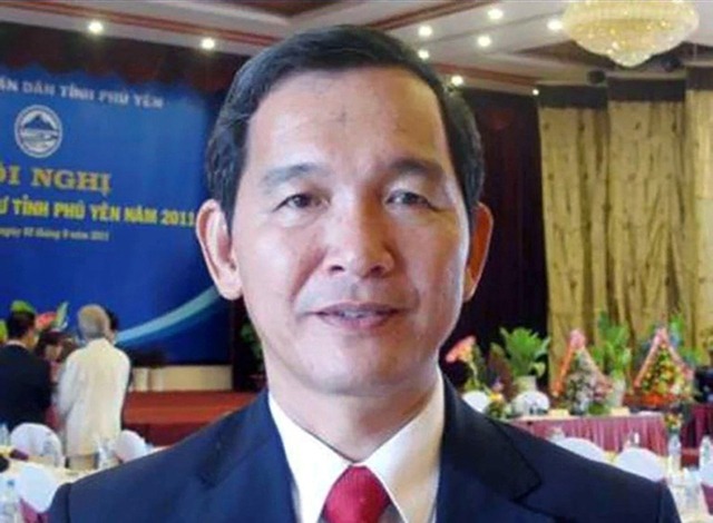Li&ecirc;n quan vi phạm c&aacute;c g&oacute;i thầu AIC, &ocirc;ng Trần Quang Nhất bị kỷ luật cảnh c&aacute;o - Ảnh 1.