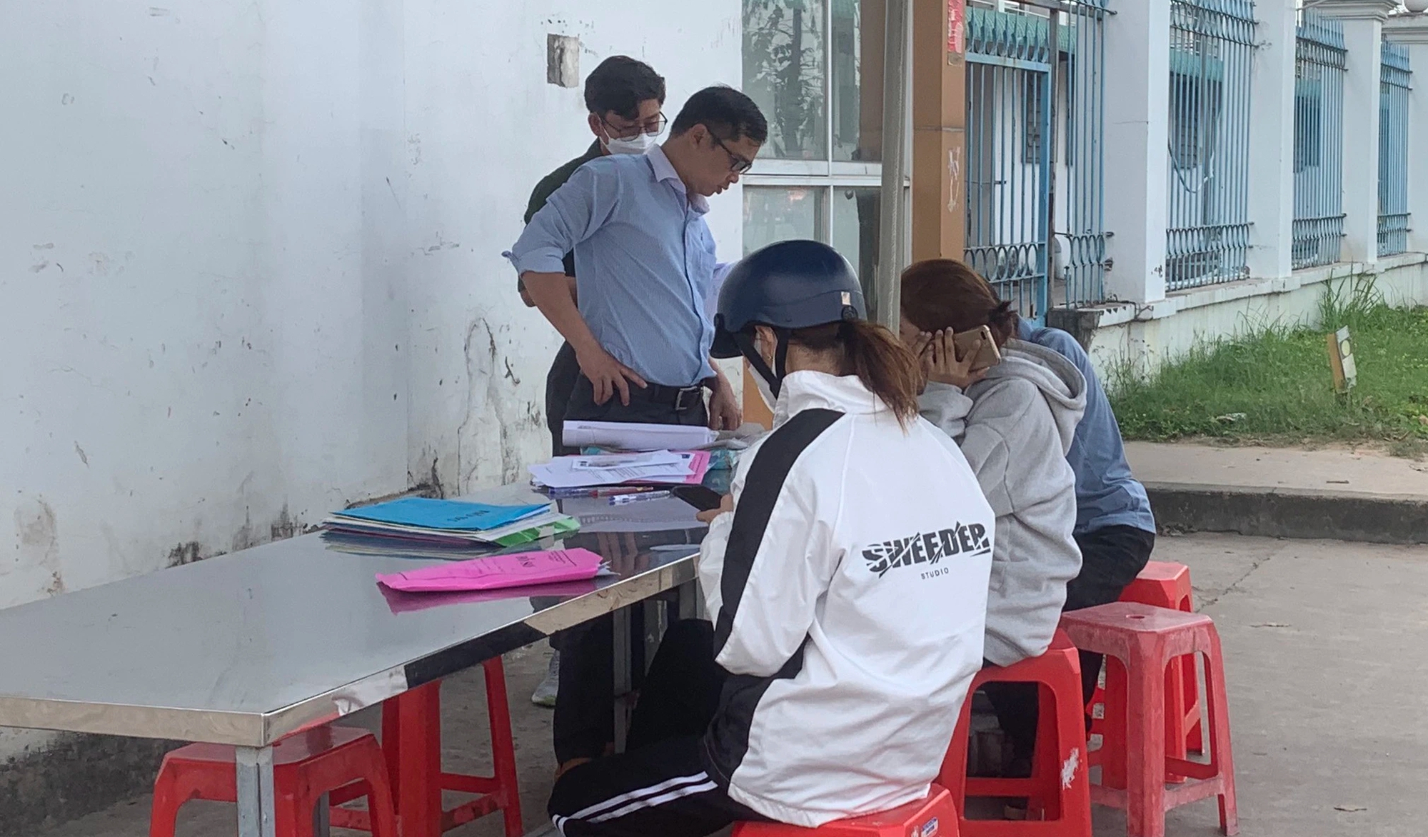 H&igrave;nh ảnh quen thuộc ở B&igrave;nh Dương ngay sau Tết - Ảnh 8.