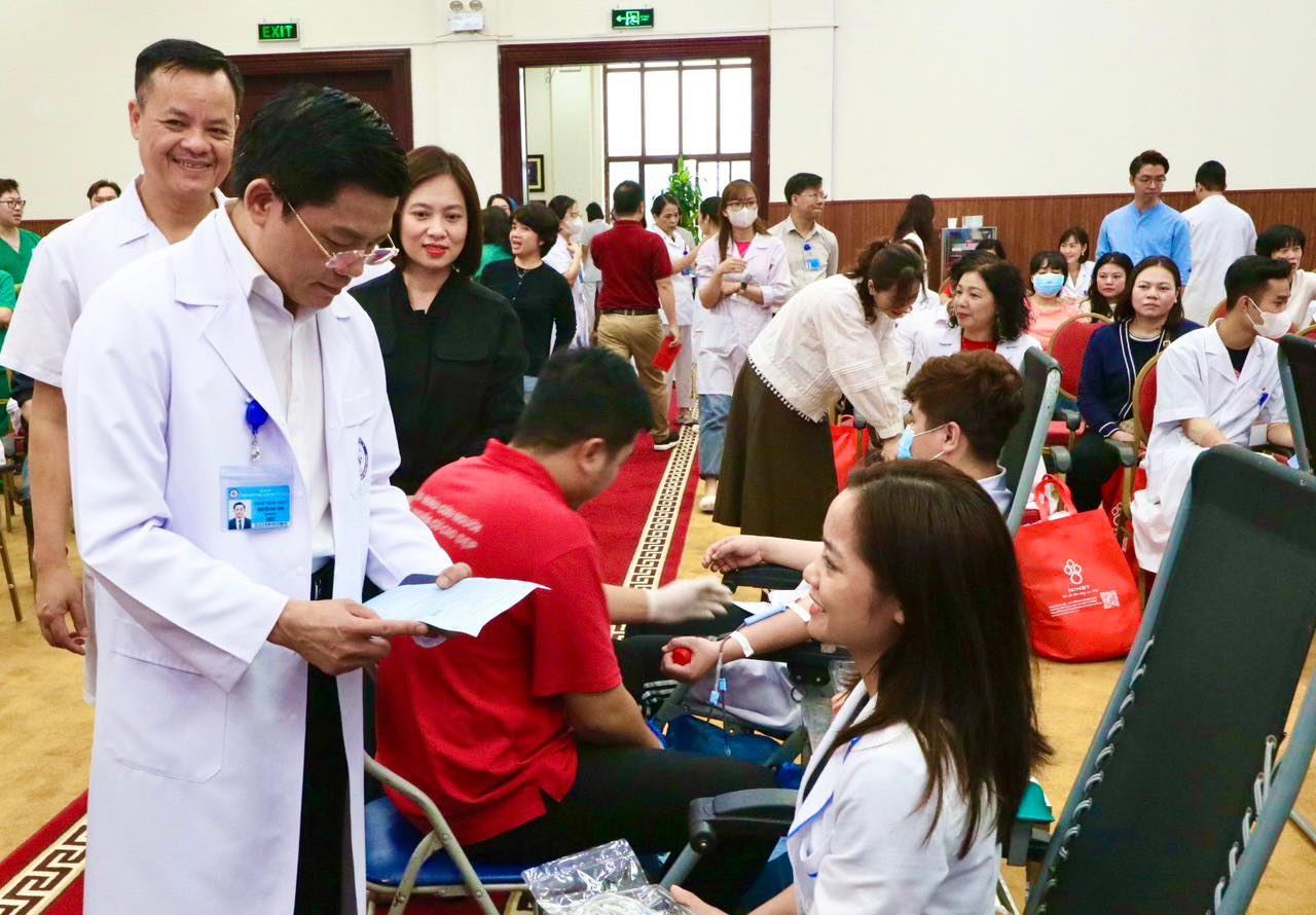 Tri ân và kêu gọi đoàn viên, người lao động hiến máu- Ảnh 3.
