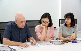 Không phải xin giấy phép lao động