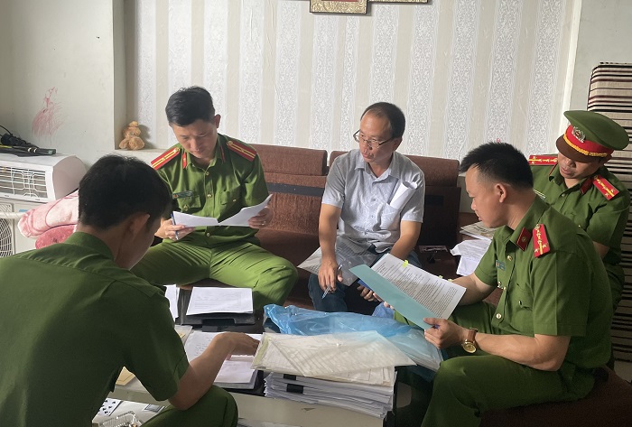 Công an Quảng Nam bắt 2 kẻ lừa đảo- Ảnh 2.