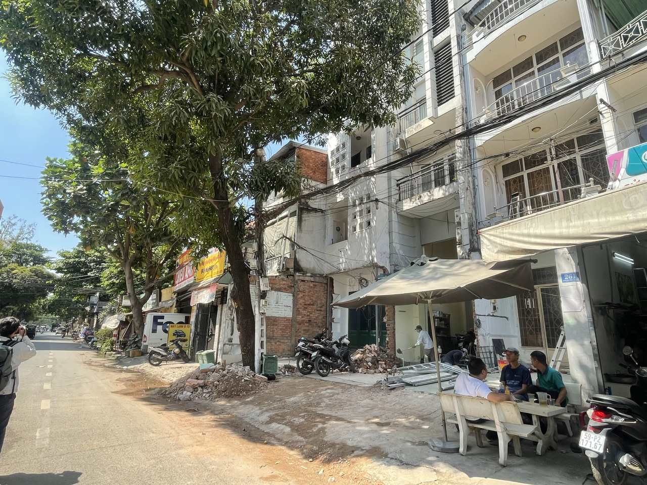 Người d&acirc;n dỡ nh&agrave;, giao mặt bằng l&agrave;m đường kết nối s&acirc;n bay T&acirc;n Sơn Nhất- Ảnh 7.