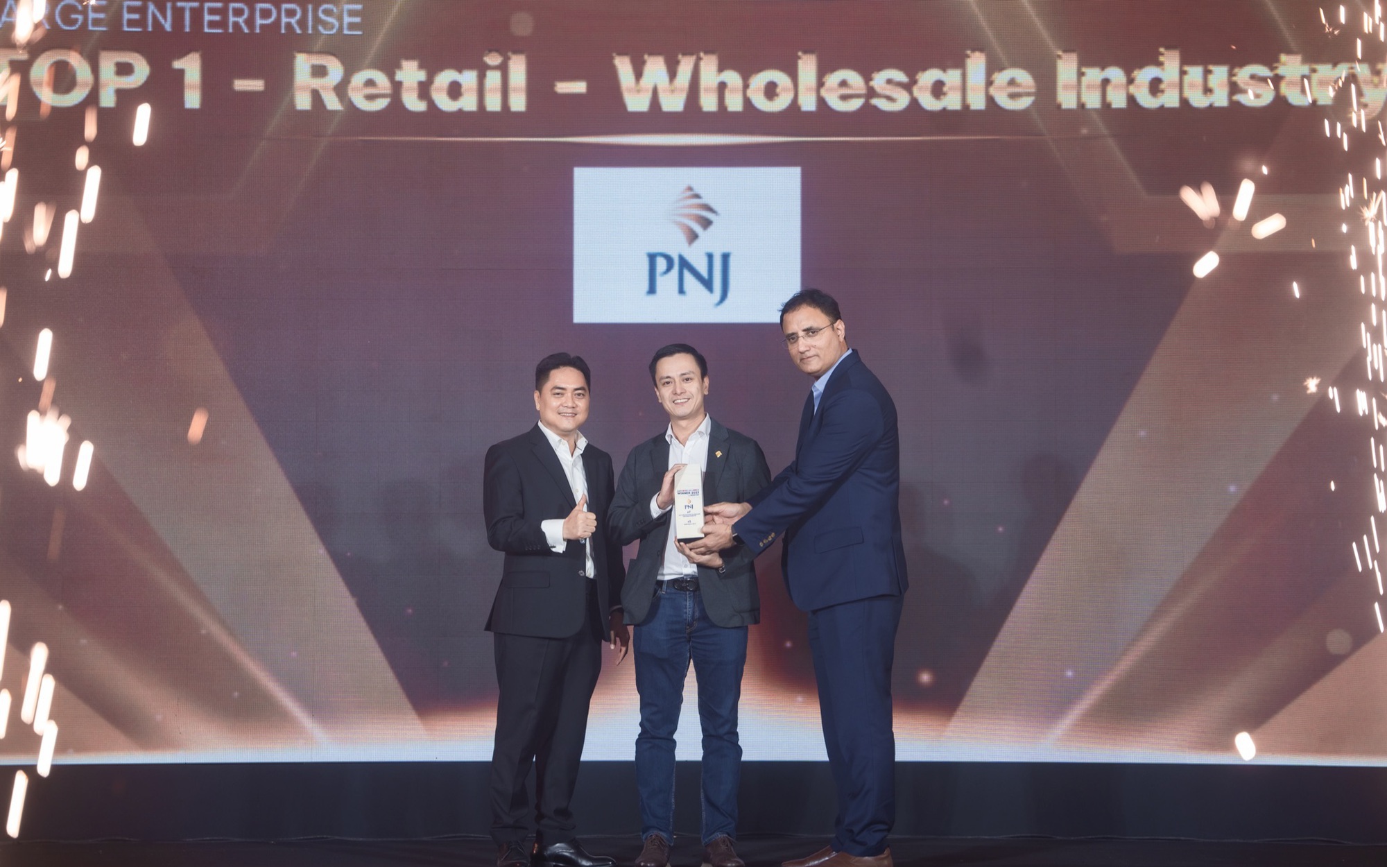PNJ là Top 1 “Nhà tuyển dụng được yêu thích nhất 2023” ngành bán lẻ, bán sỉ
